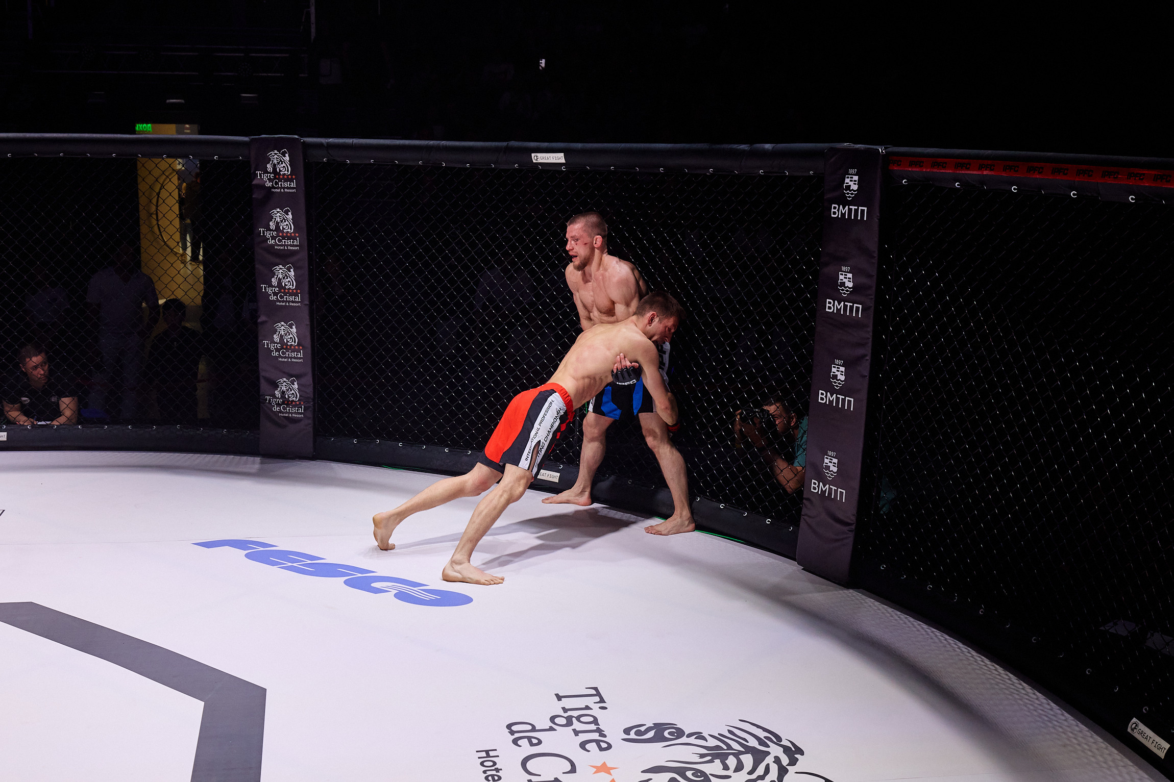 Фотограф спортивный репортаж Владивосток репортажная съёмка Приморский край фотосъёмка спорт