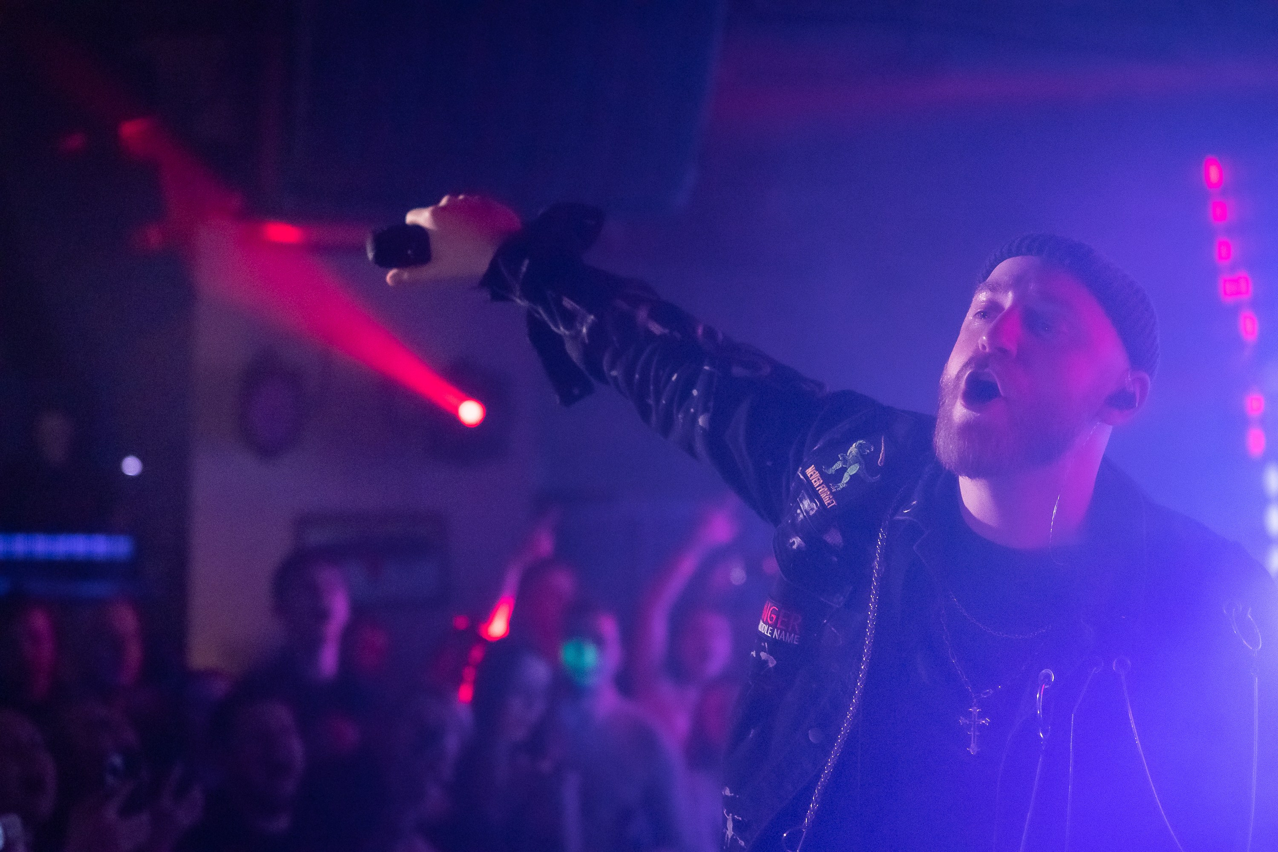 Концерт альтернатив метал группы iOSTRA в «Music bar Мумий Тролль» Москва. Фотограф Владимир Охрименко