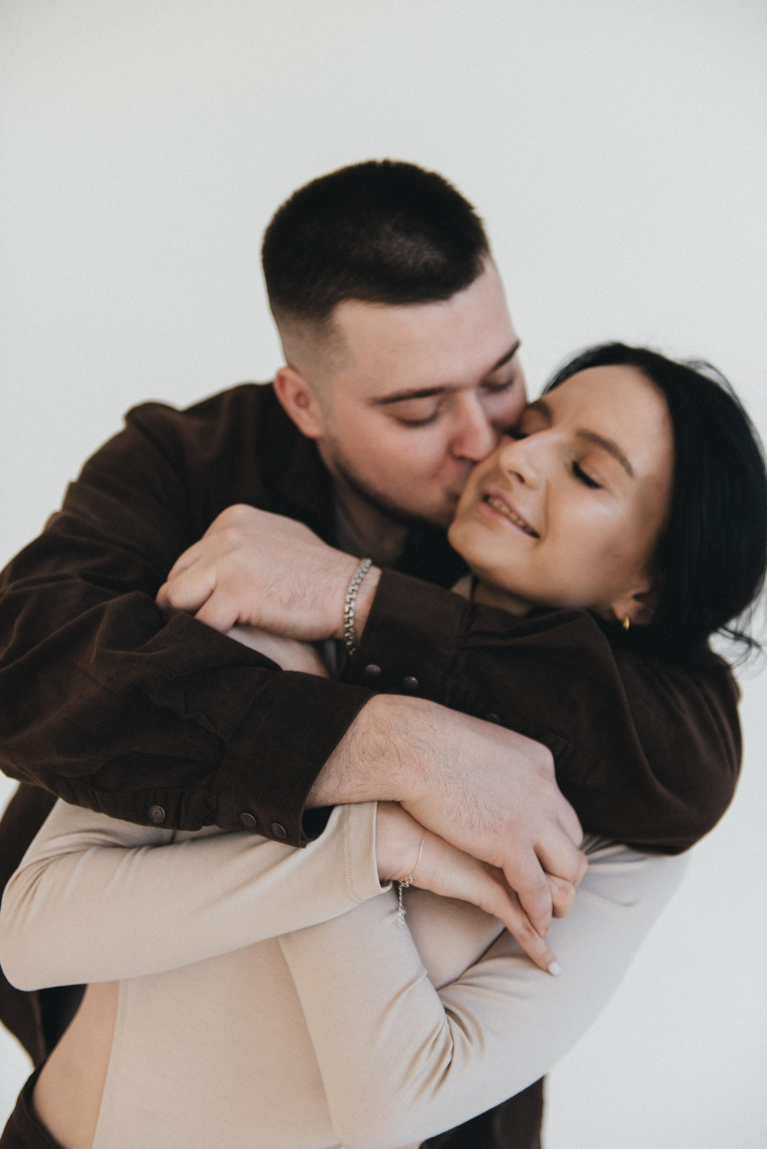 Лавстори в студии. Фотограф Родионова Екатерина в Москве и Оренбурге