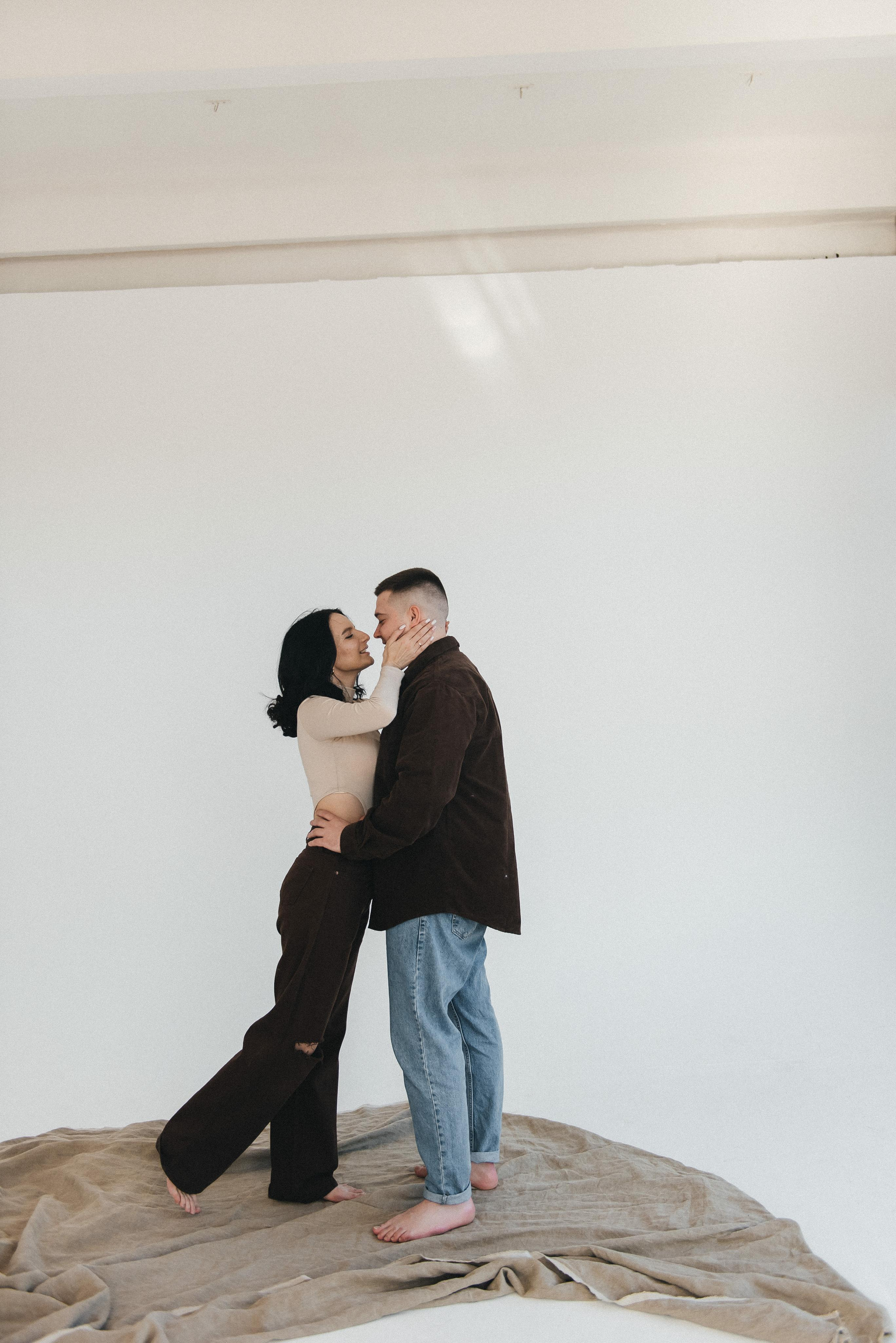 Лавстори в студии. Фотограф Родионова Екатерина в Москве и Оренбурге