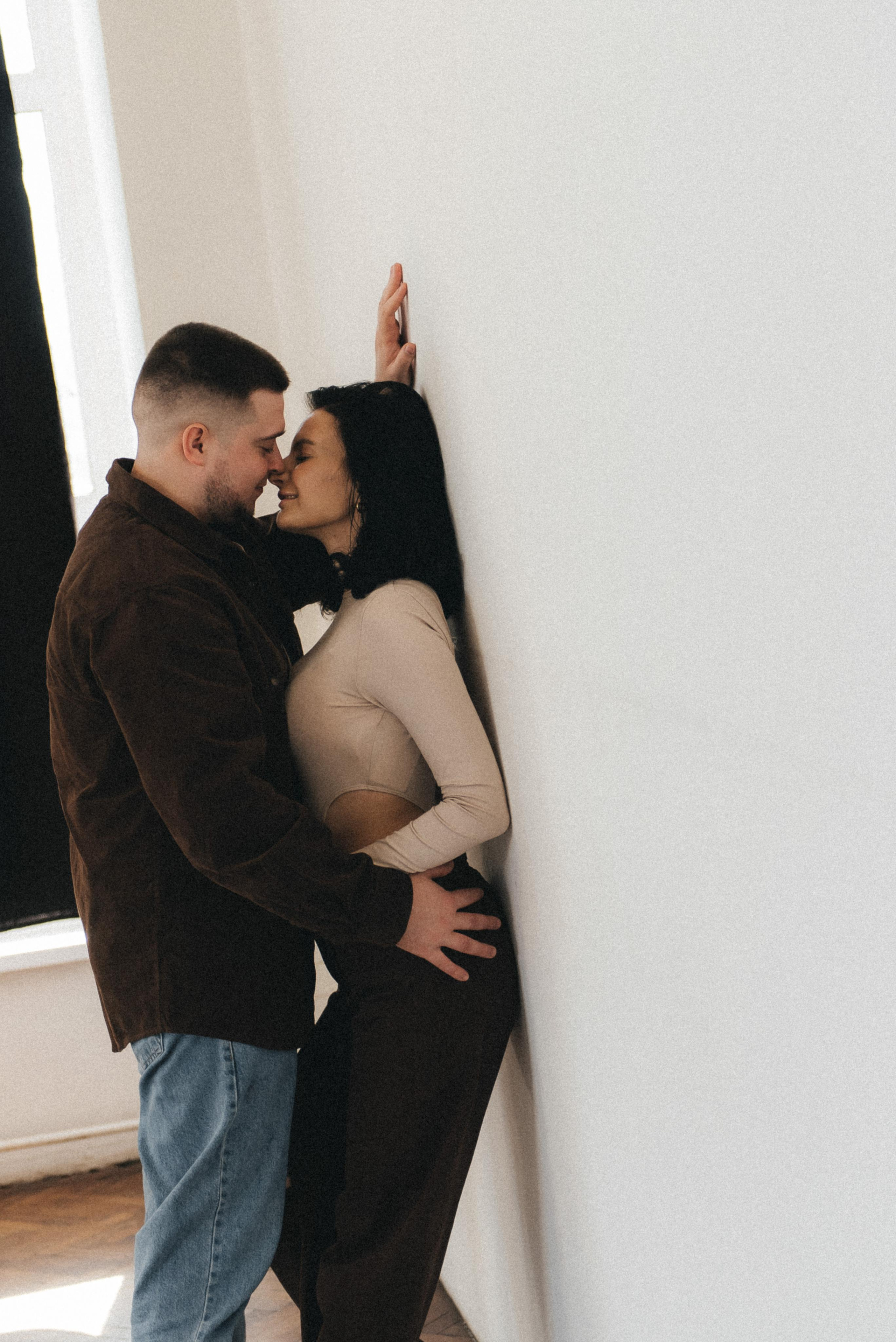 Лавстори в студии. Фотограф Родионова Екатерина в Москве и Оренбурге