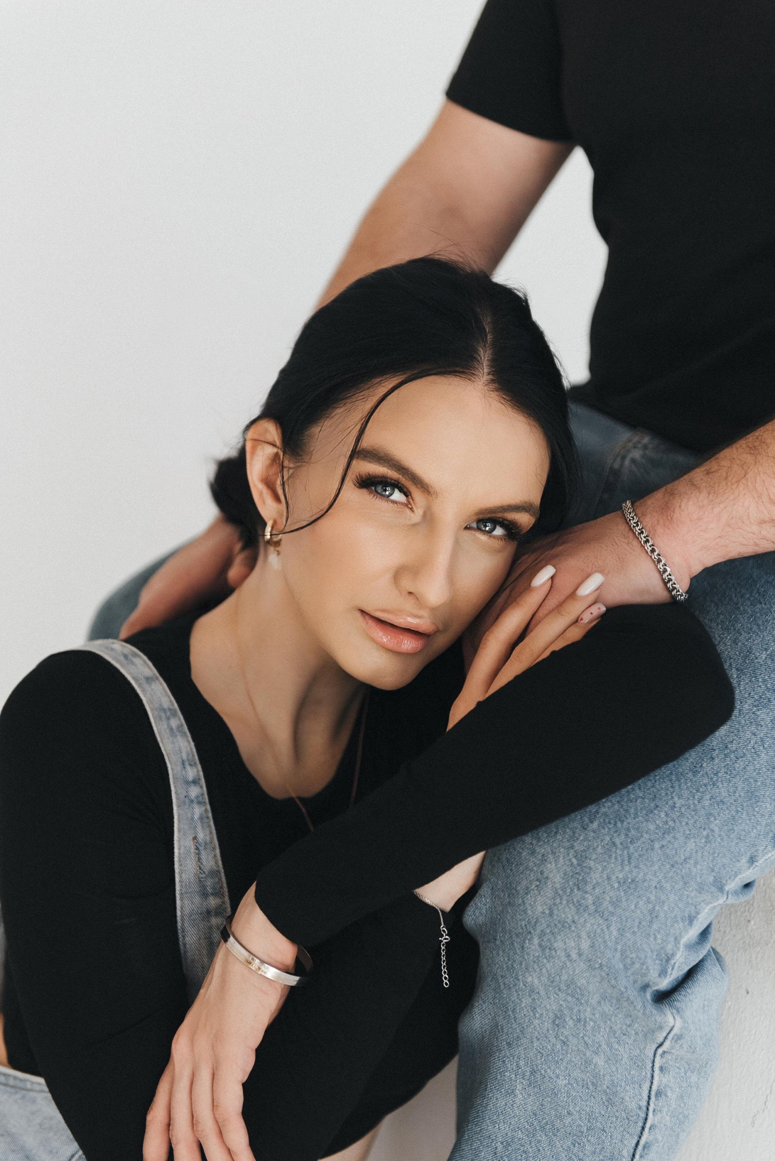 Лавстори в студии. Фотограф Родионова Екатерина в Москве и Оренбурге