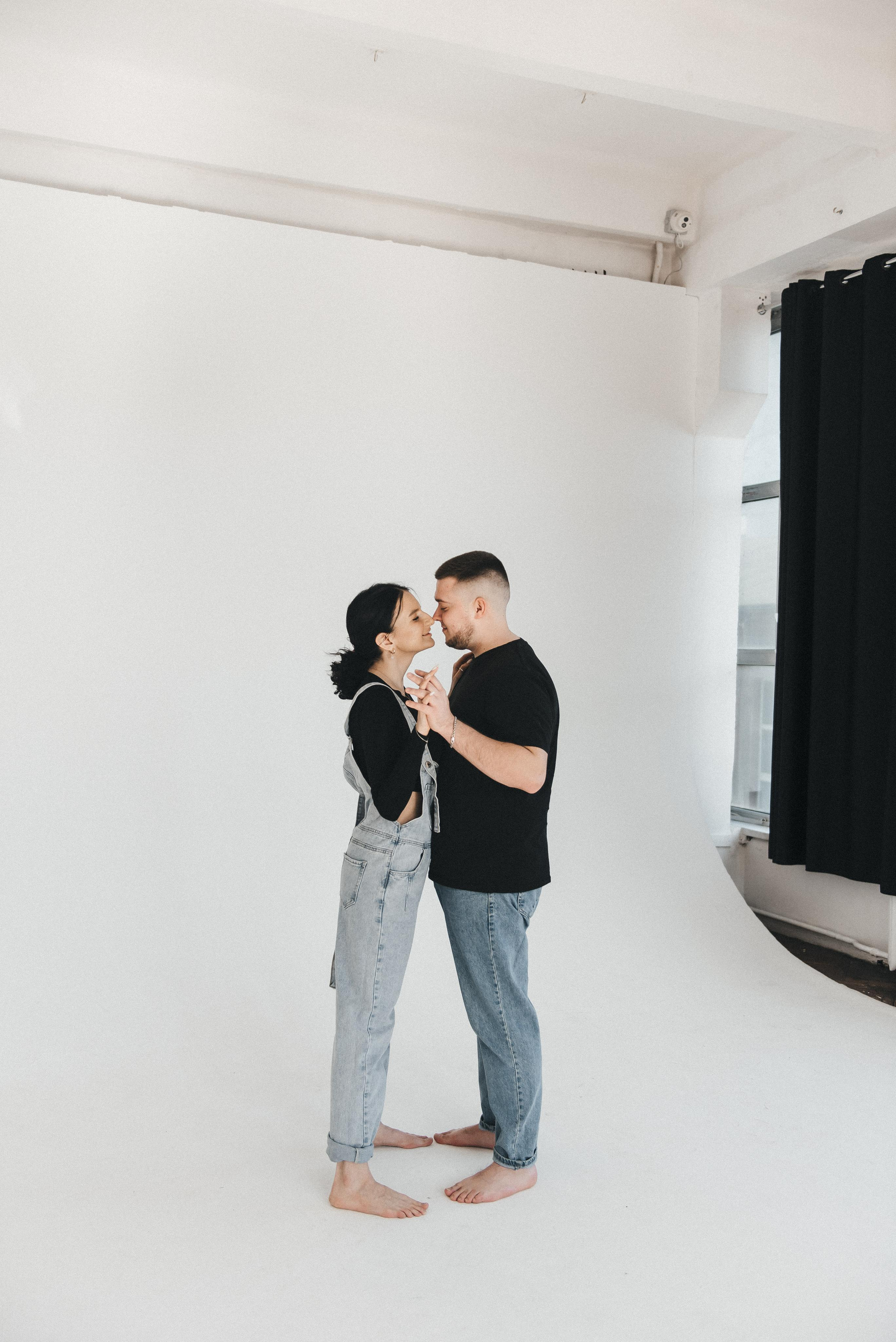 Лавстори в студии. Фотограф Родионова Екатерина в Москве и Оренбурге