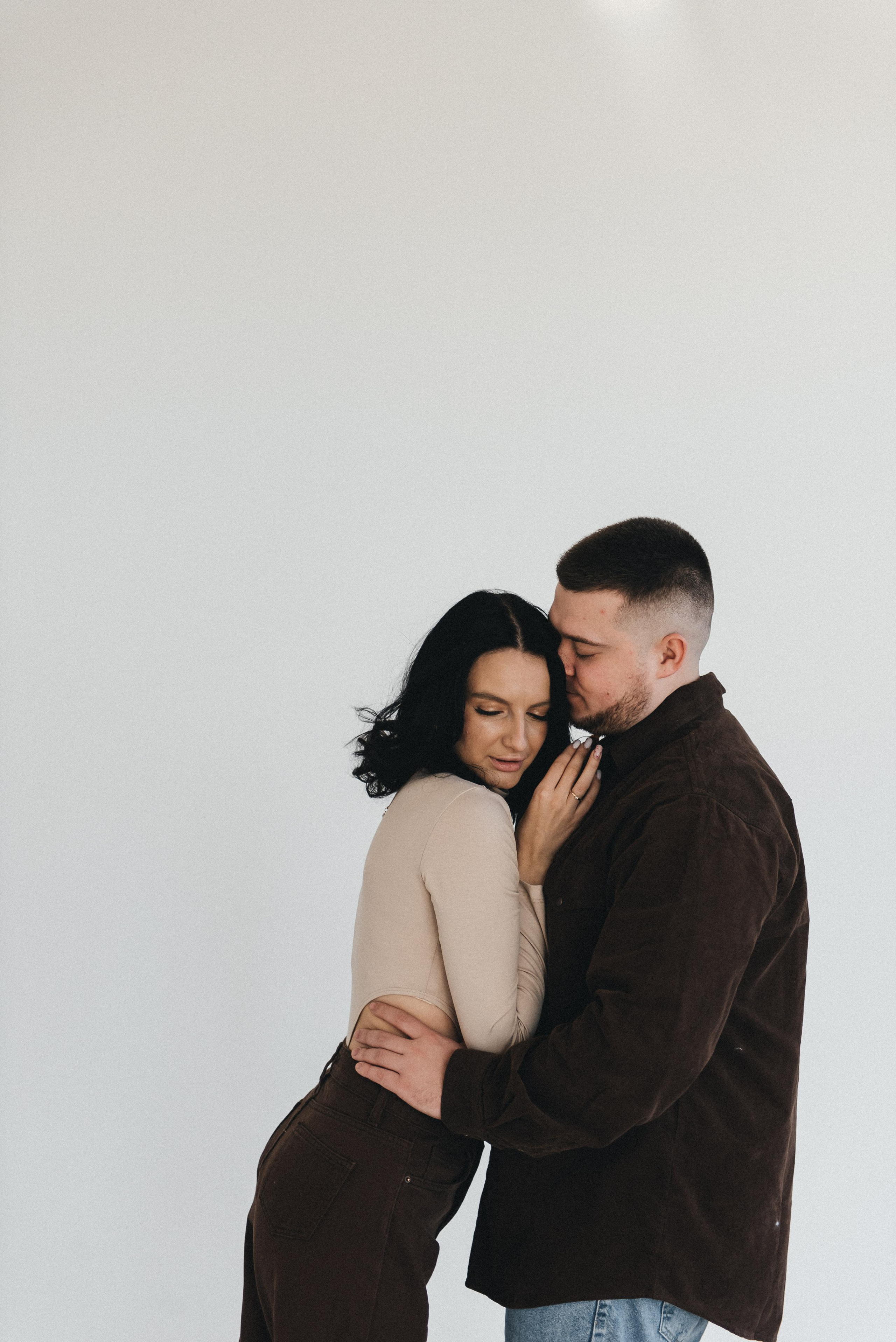 Лавстори в студии. Фотограф Родионова Екатерина в Москве и Оренбурге