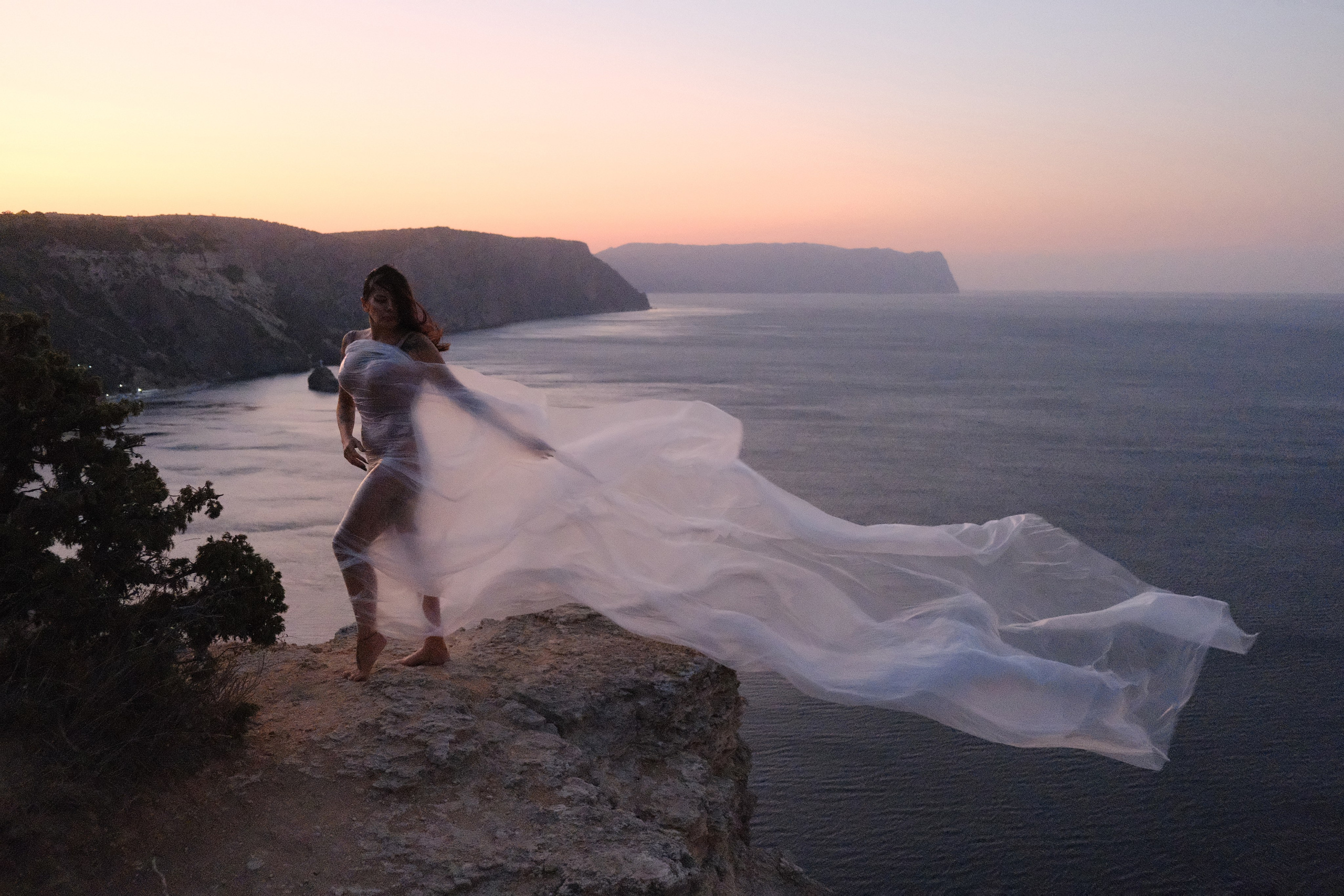 Фотосессия: Разные, другие, иные фото. Профессиональная фотосъемка в Крыму. Натуральные эмоции и живые кадры. Забронируйте дату прямо сейчас!