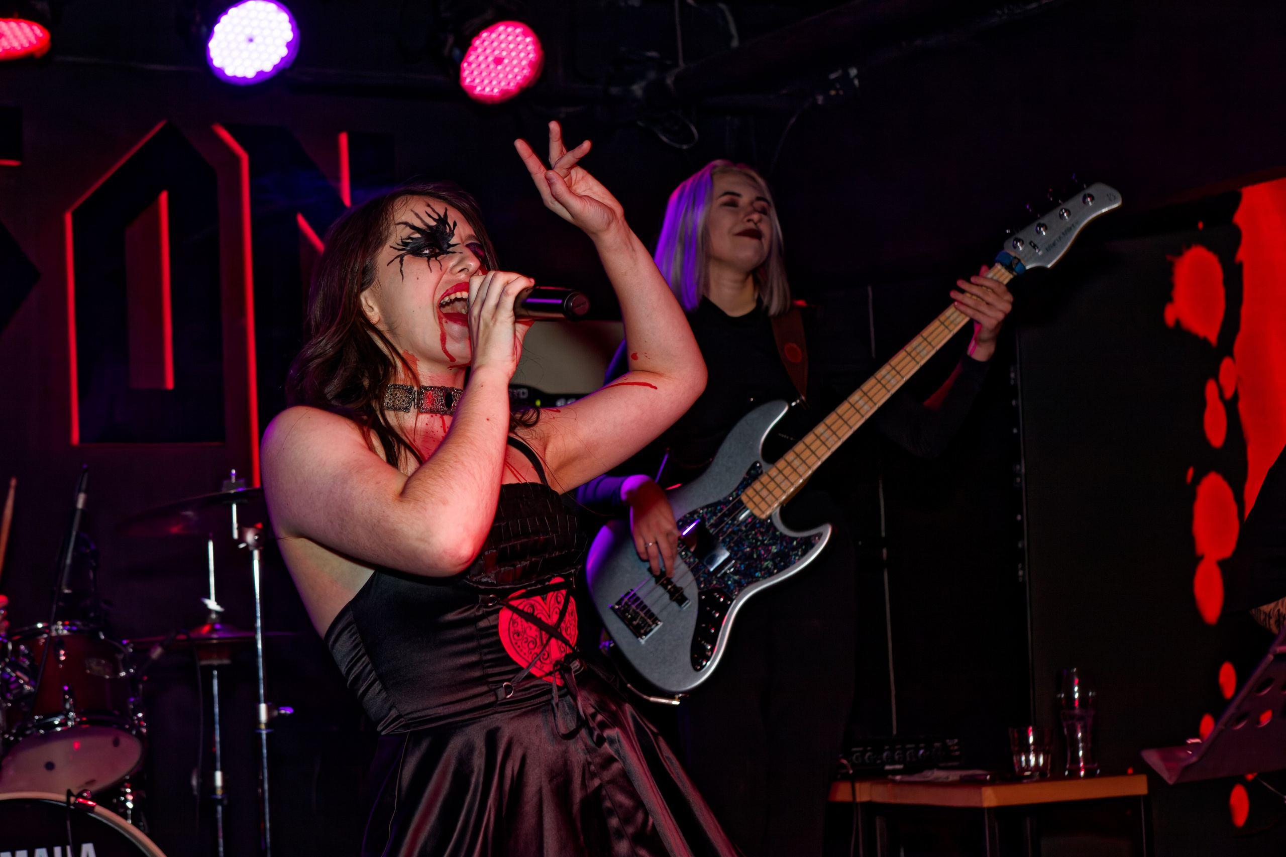 «Страшная вечеринка». Кутузов Евгений Фотограф в Южно-Сахалинске