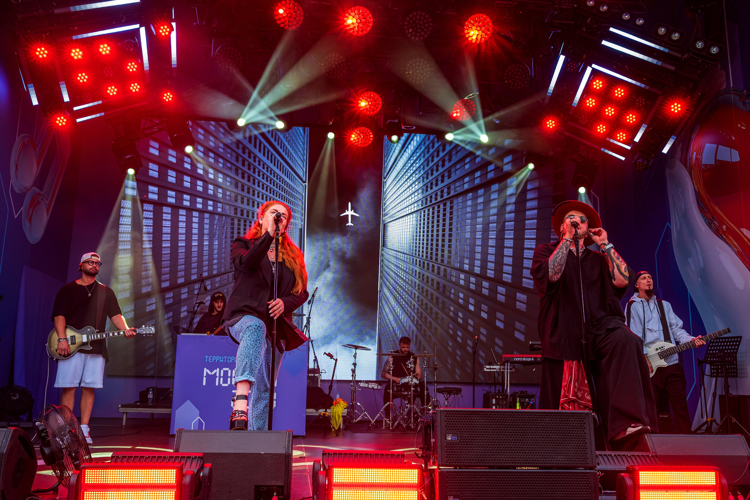 Группа города. Фотограф в Москве Демьян Лопатов