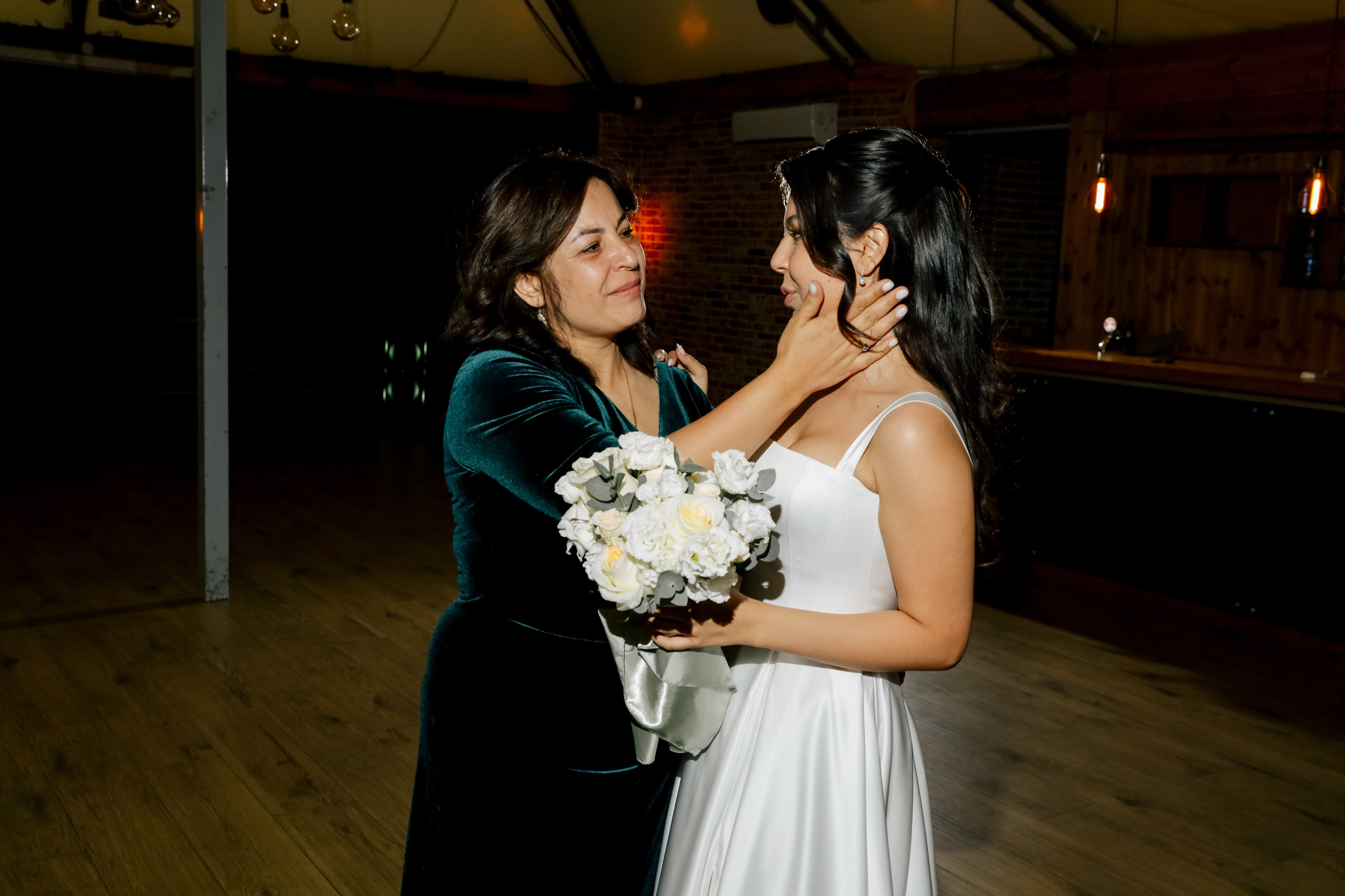 Буду тебя беречь. Свадебный и семейный фотограф в Варшаве