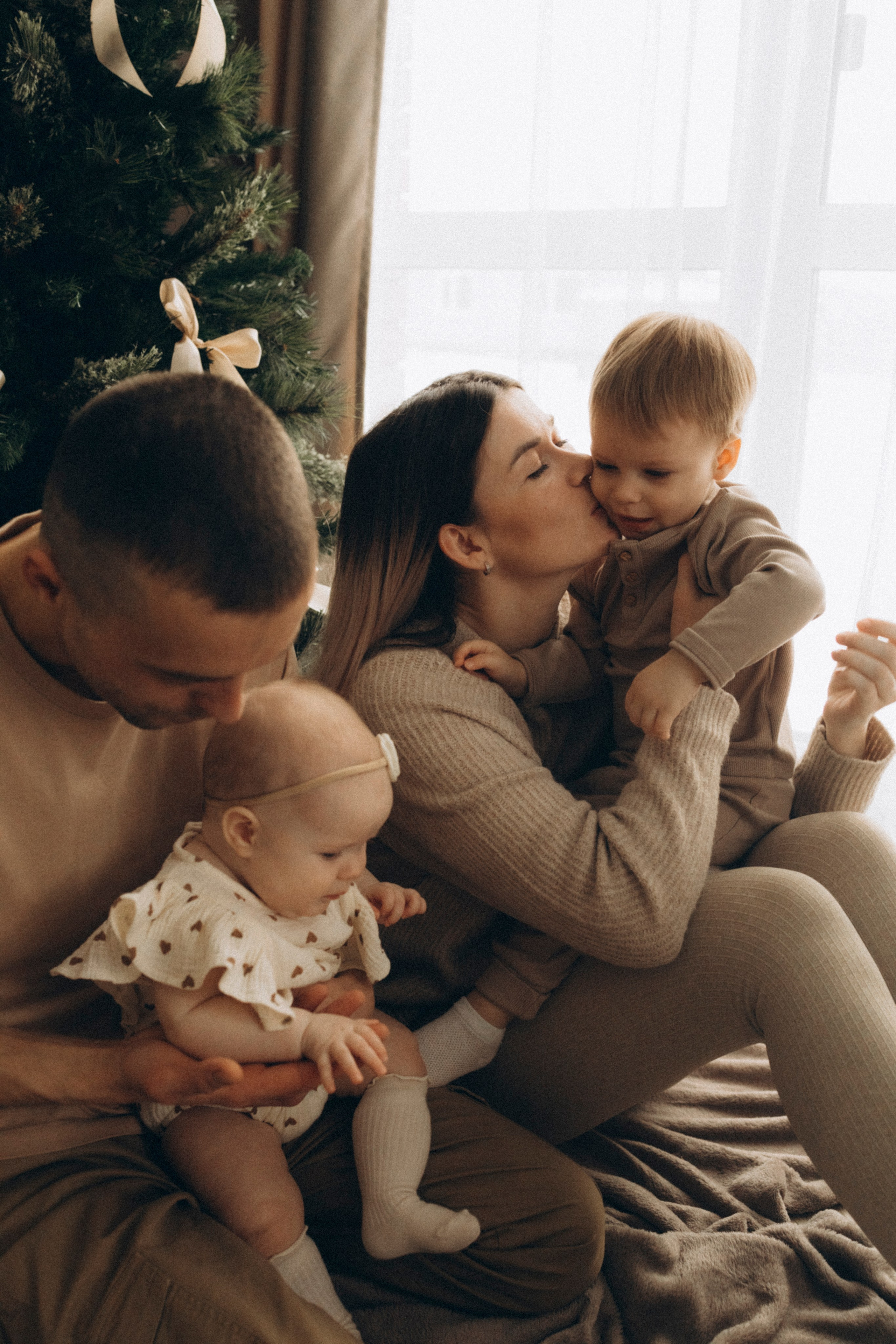 Агуше 6 месяцев. Lifestyle семейный и детский фотограф в Омске Иванова Екатерина