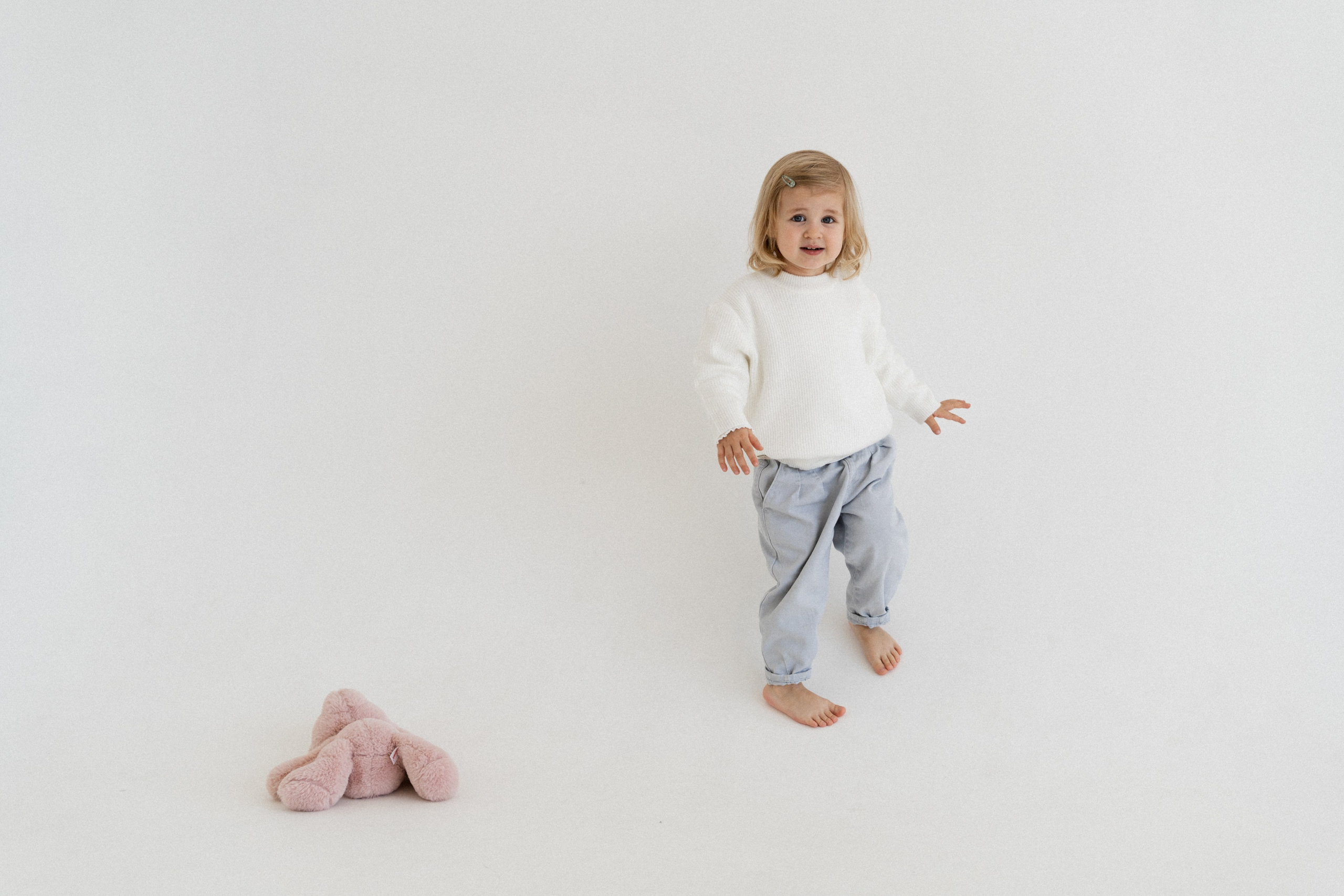 Оля, Артемий, Вера. Главная