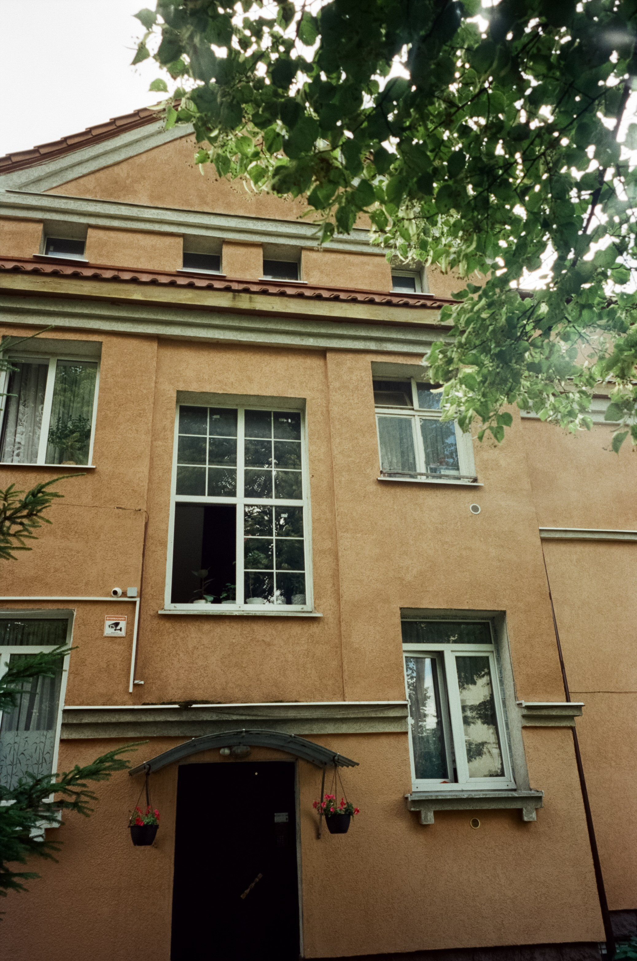 Район Амалиенау и кафе Amalienau Breakfast в Калининграде. Фотограф-документалист Мария Осокина