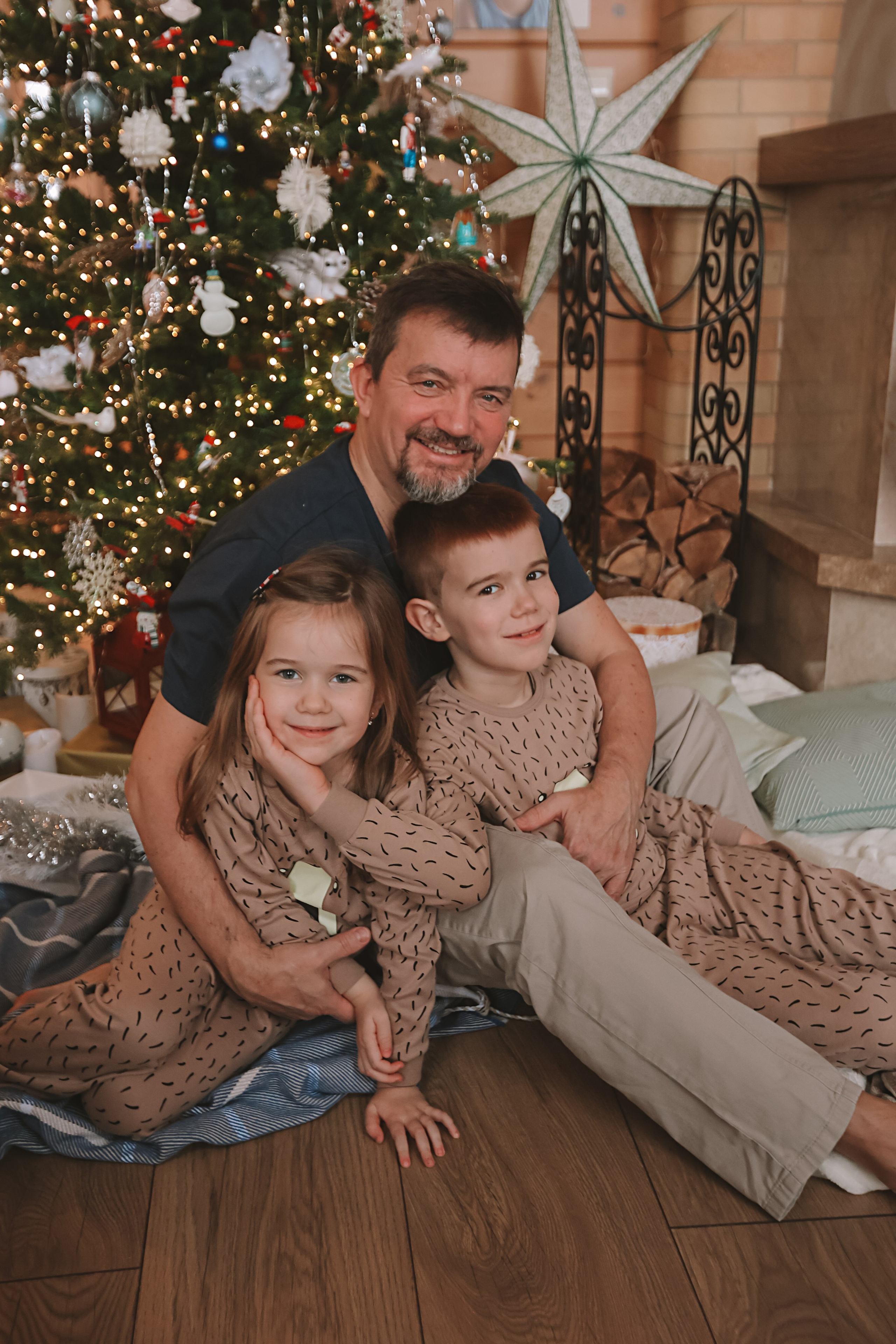 Новогодние традиции. Семейный фотограф Тюмень, фотограф на роды Салмина Мария