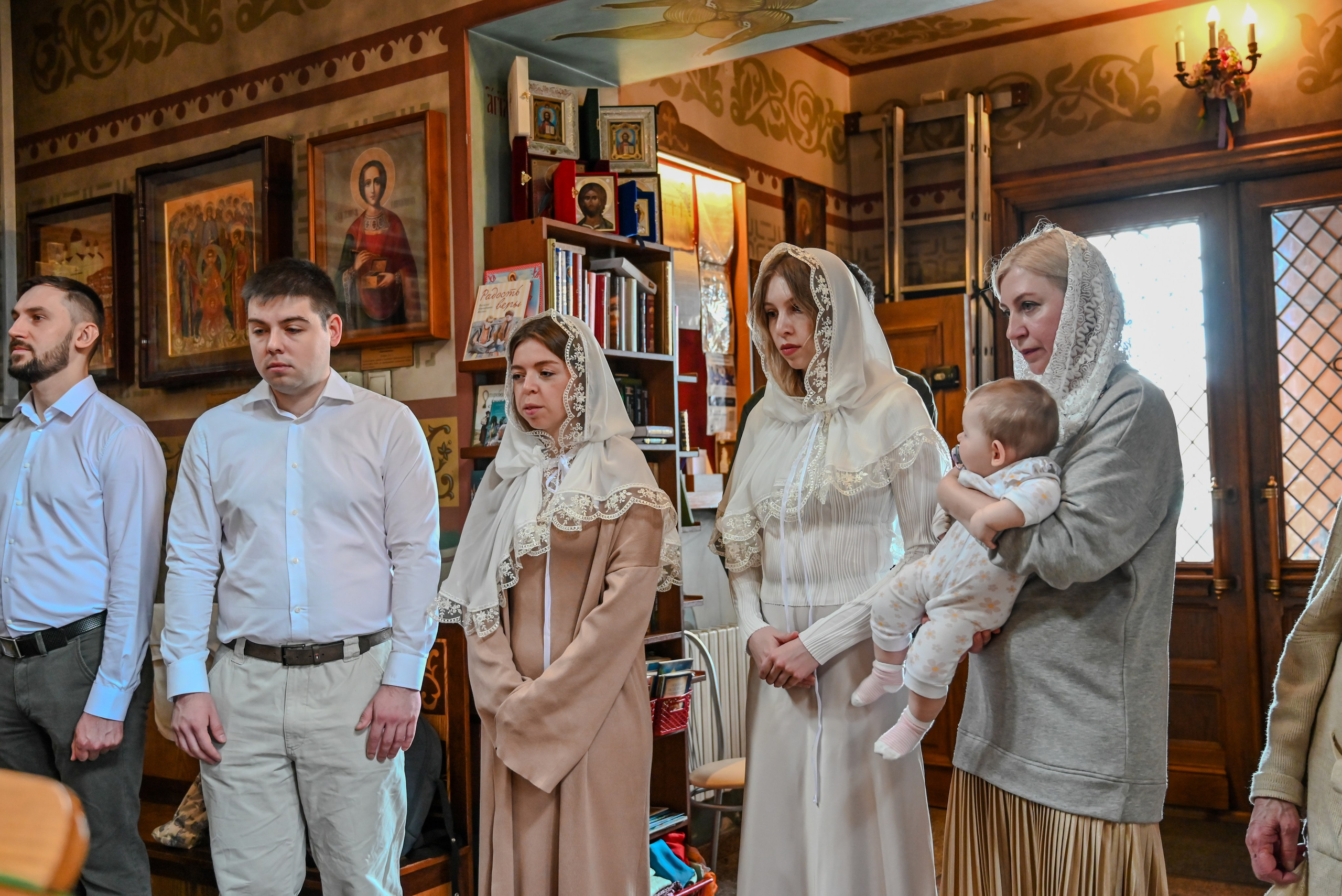Церковь иконы Божией Матери неувядаемый цвет в Московском. Семейный и детский фотограф Москва