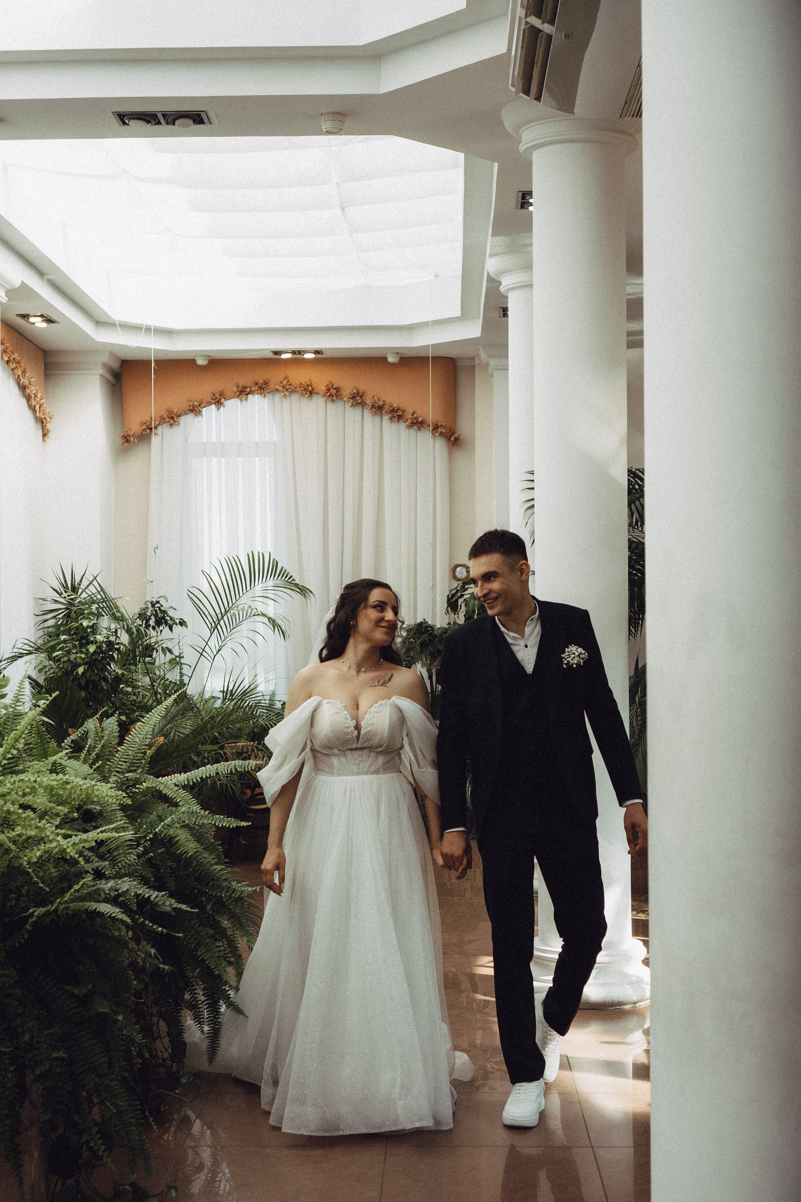 СВАДЕБНАЯ СЬЕМК В ПАРКЕ 300-ЛЕТИЯ. Профессиональный фотограф, Санкт-Петербург — Виктория Богомолова