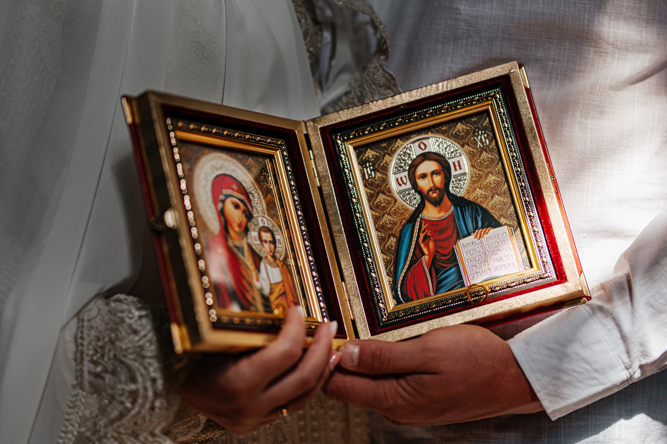 Венчание Алексея и Елены. Фотограф Таинств Крещения и Венчания в г. Курске