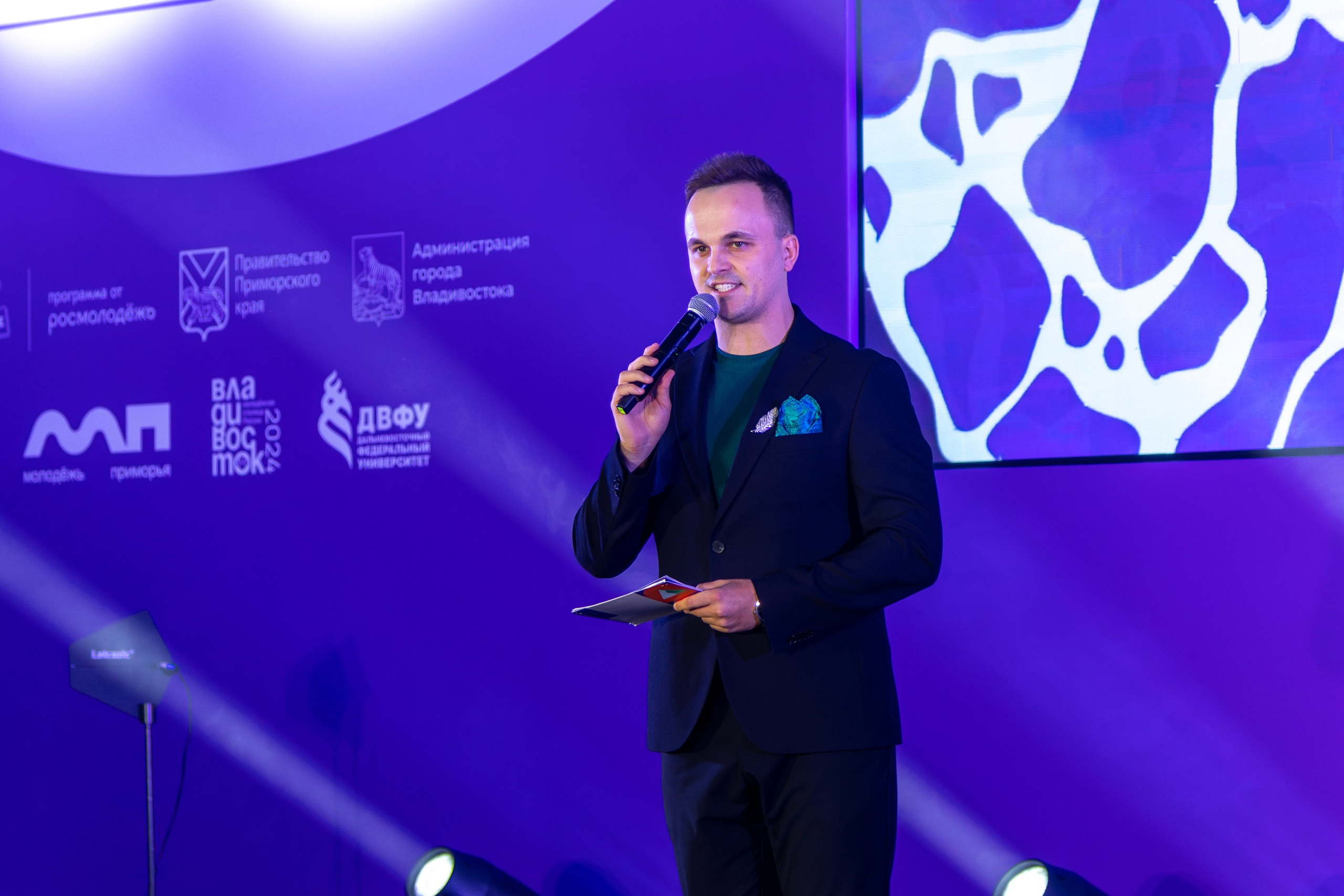 Всероссийский конкурс Проводники смыслов. Репортажный и портретный фотограф в Владивостоке