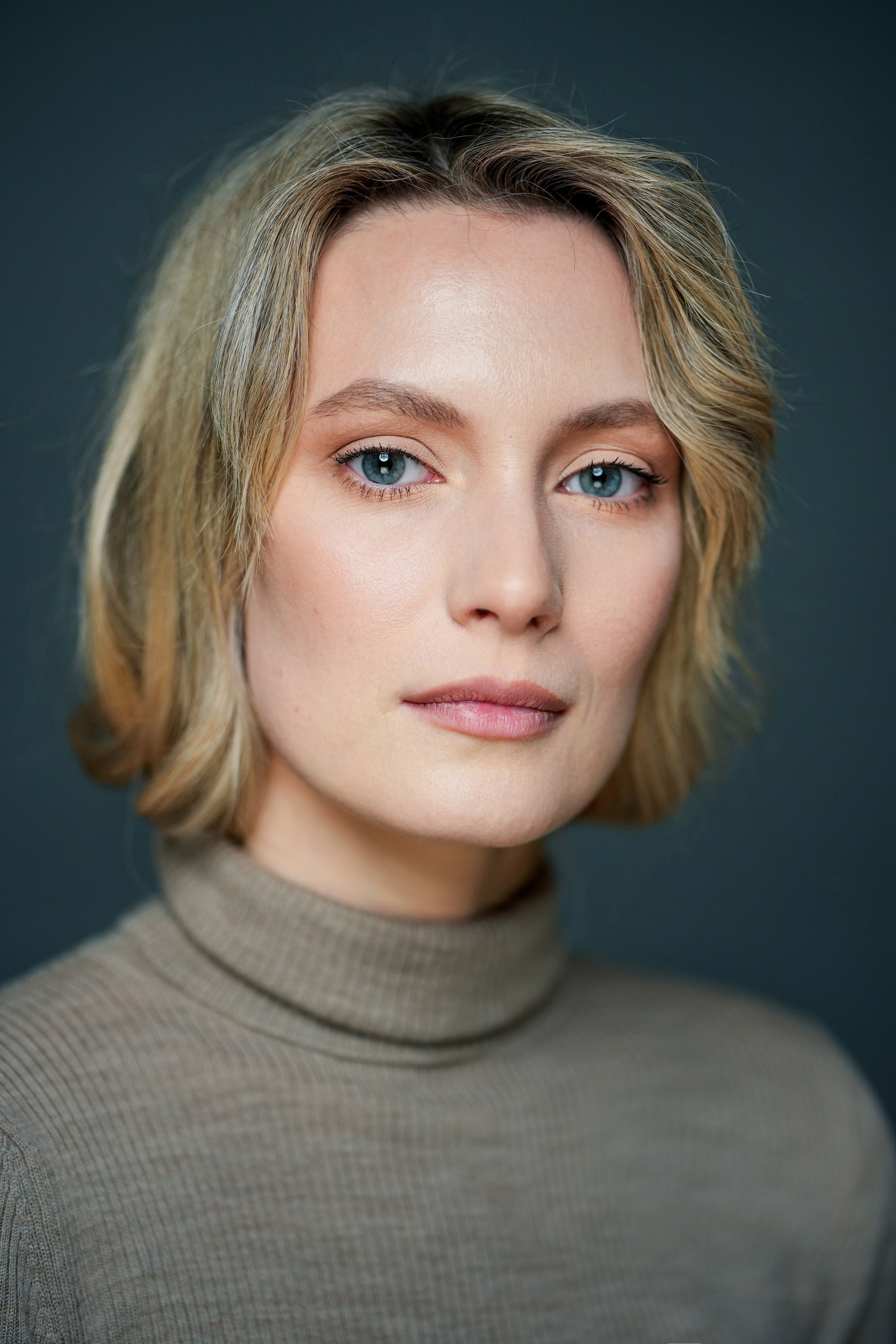 Актриса Зоя Дамье. Портретная съемка в Москве, студийный фотограф Игорь Фомин