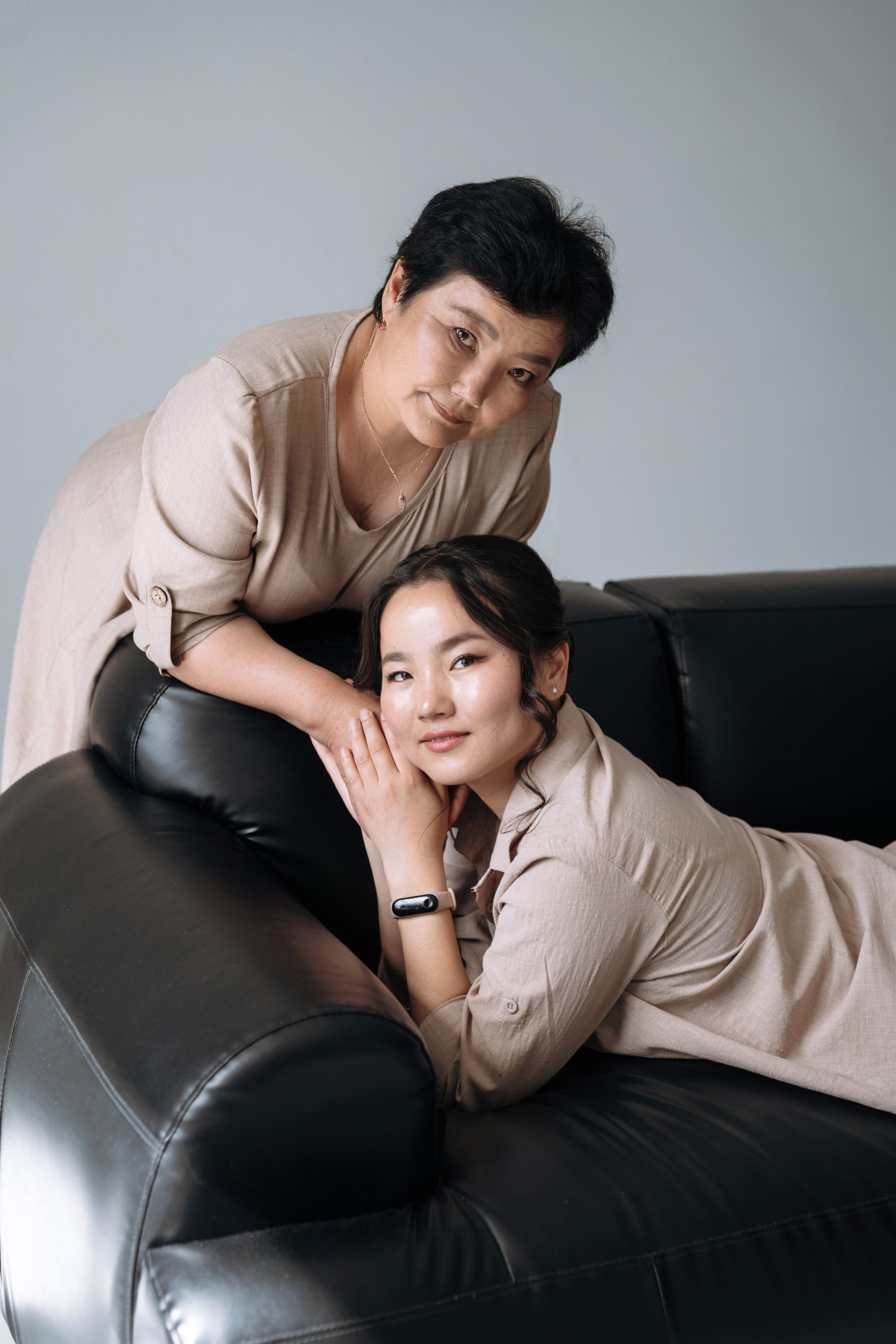 Валентина и Люда Галсановы. Фотограф Улан-Удэ