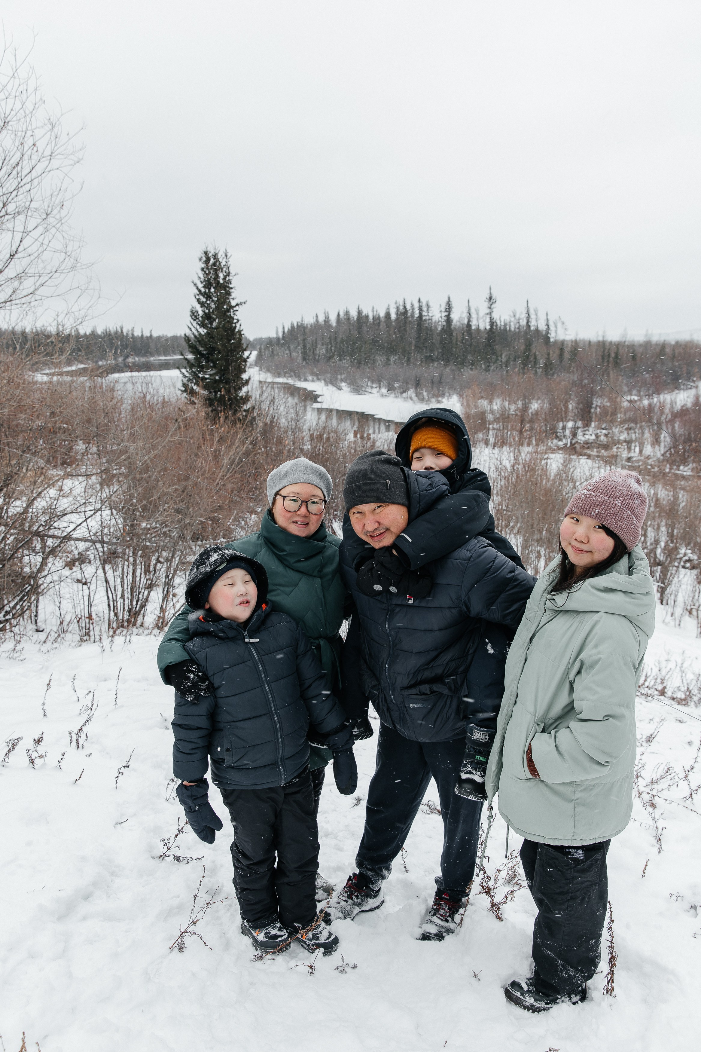 Степановы. Воронистая Анастасия. Фотограф Якутия, Томпонский район