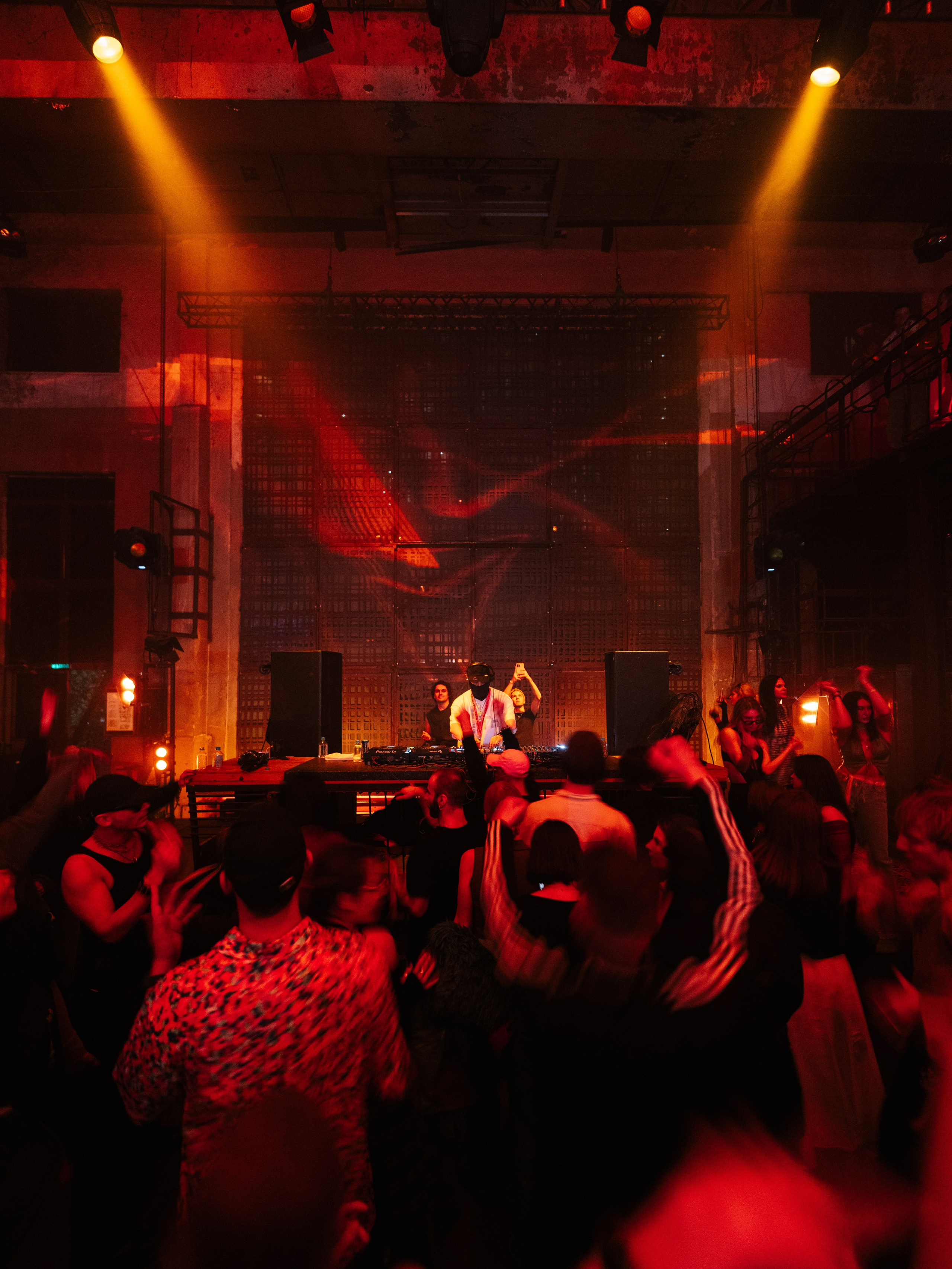 SICK YEARS, ARMA ╳ SILA SVETA. @tomrus: Рустам Шагиморданов — фотограф