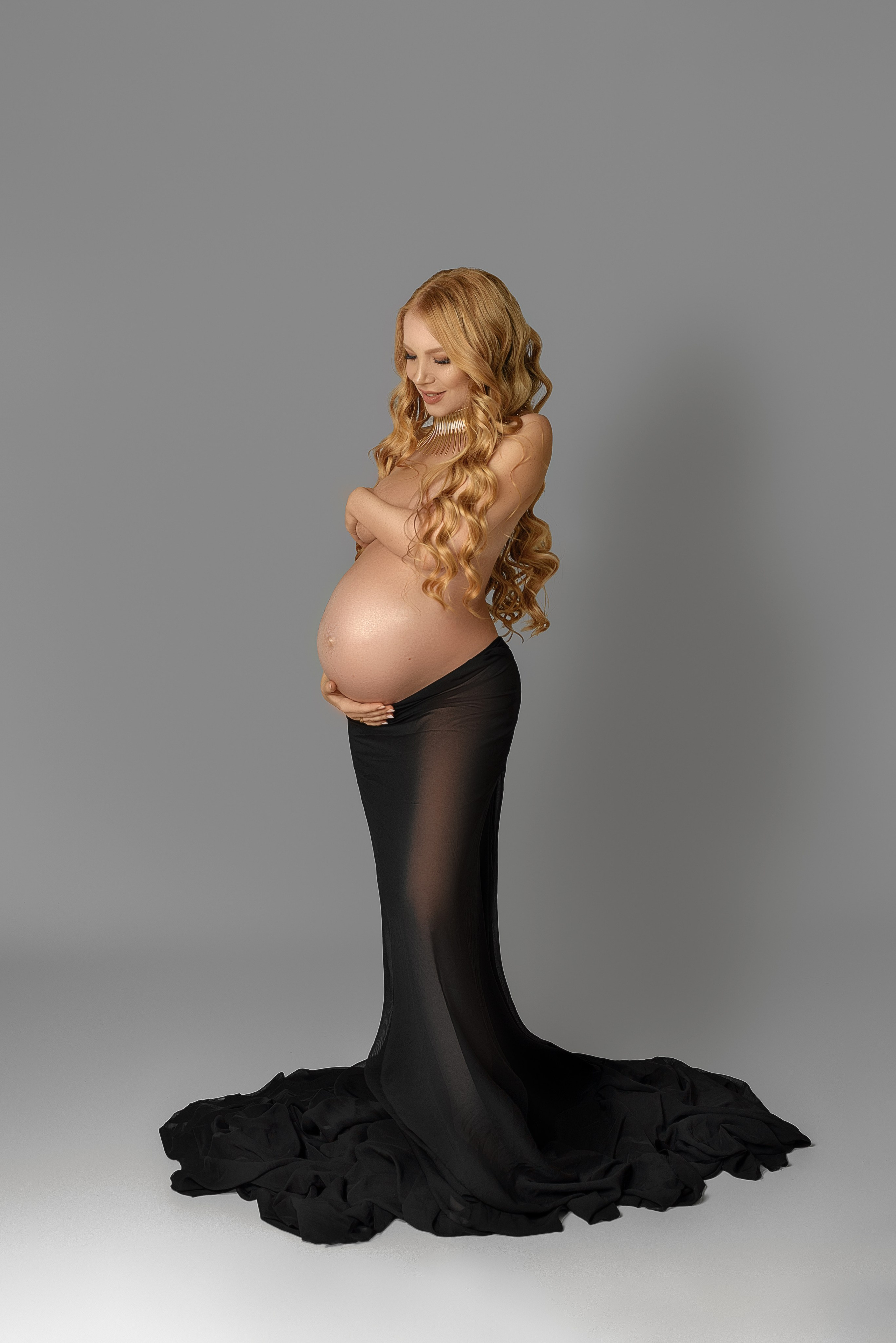 Стильная фотосессия беременности. Фотограф беременности и новорожденных в Рязани