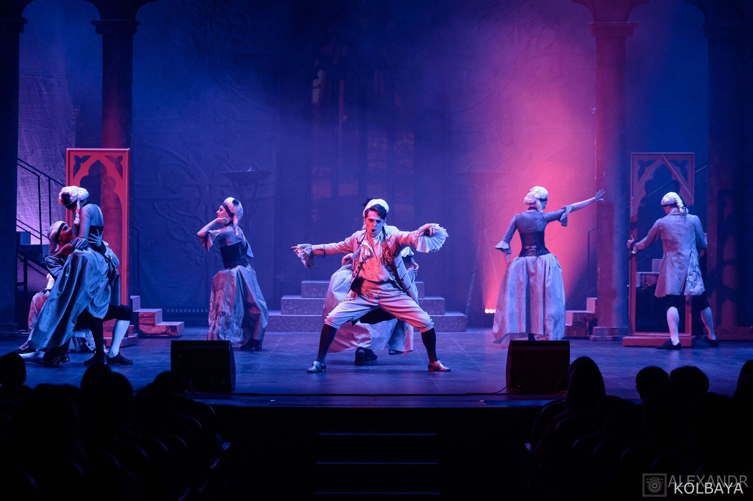 Опасные связи. Концертный и театральный репортажный фотограф в Москве Александр Колбая