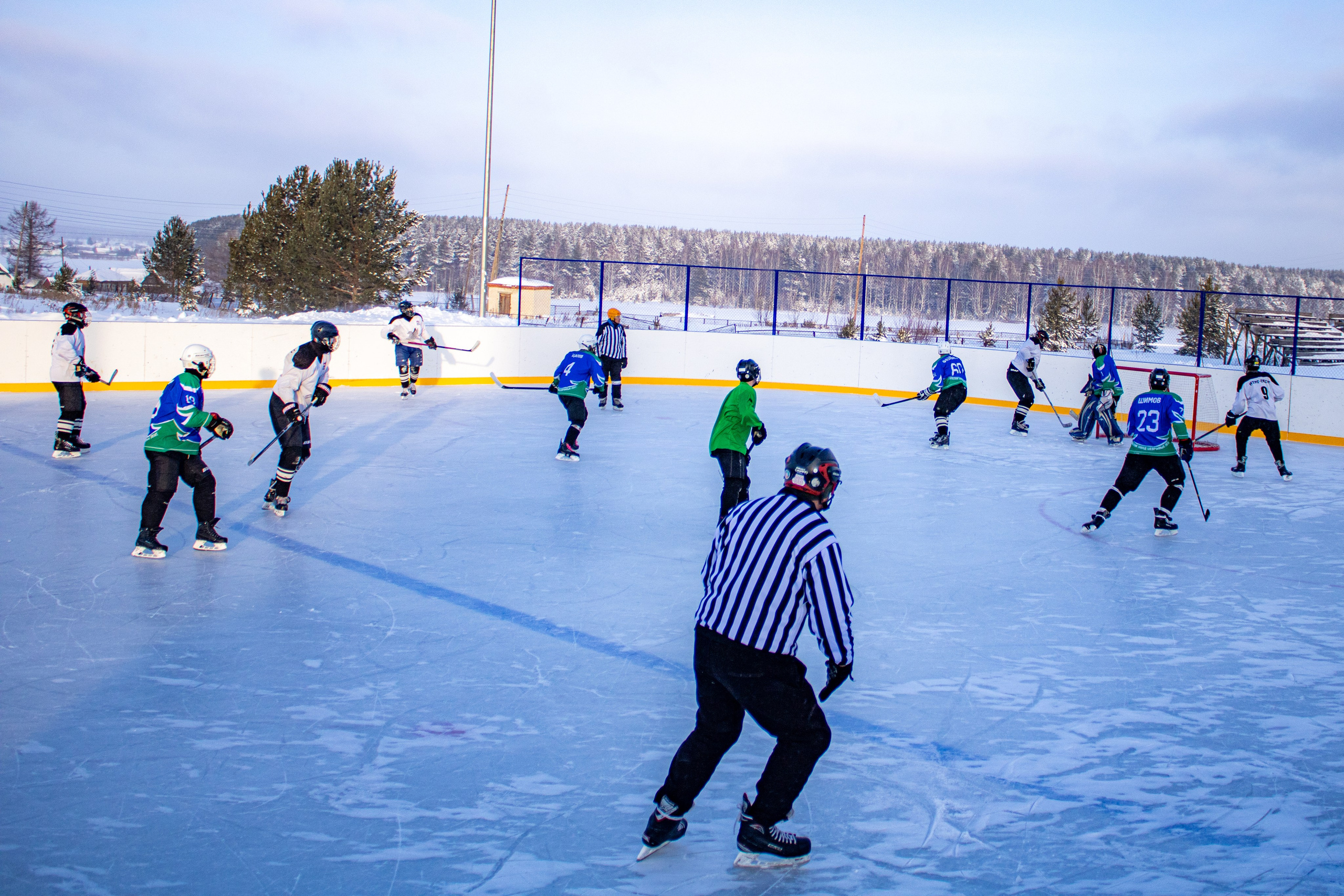 Хоккей г.п Атиг-г.п Дружинино
