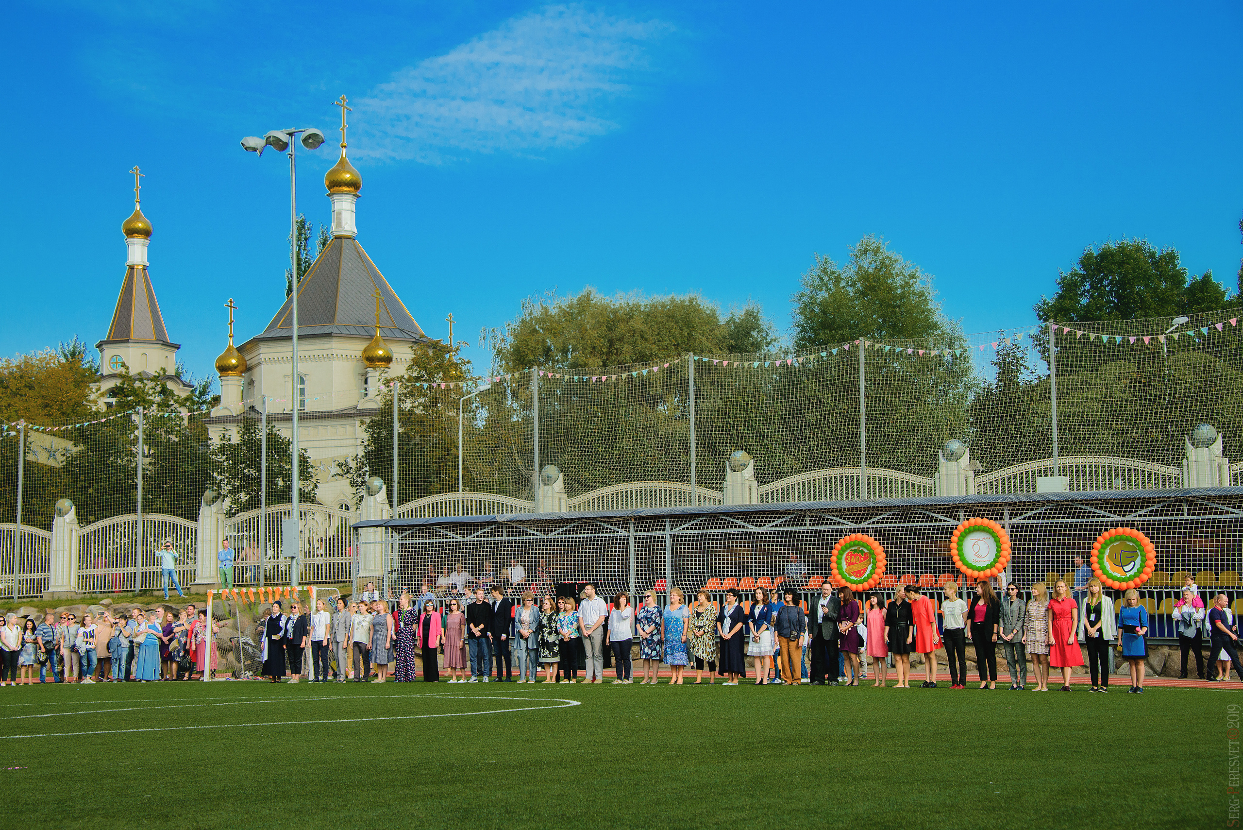 Фотосъемка на 1 сентября в школу, детский сад, фотограф Пересвет. Ваш фотограф на праздник в Москве, Раменском, Жуковском, Люберцах