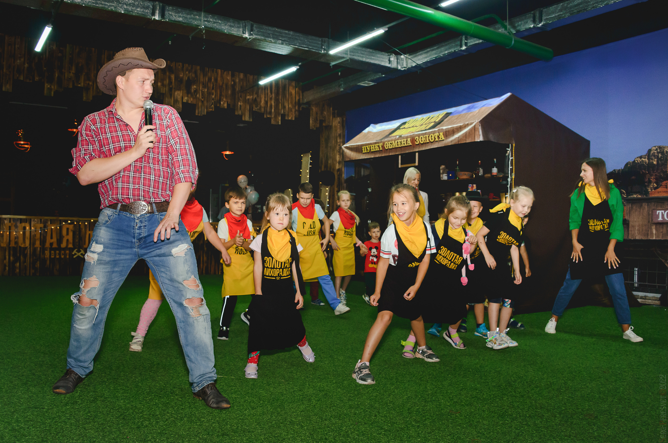 «Золотая лихорадка», квест-комната, Одинцово, фотограф Сергей Пересвет. Ваш фотограф на праздник в Москве, Раменском, Жуковском, Люберцах
