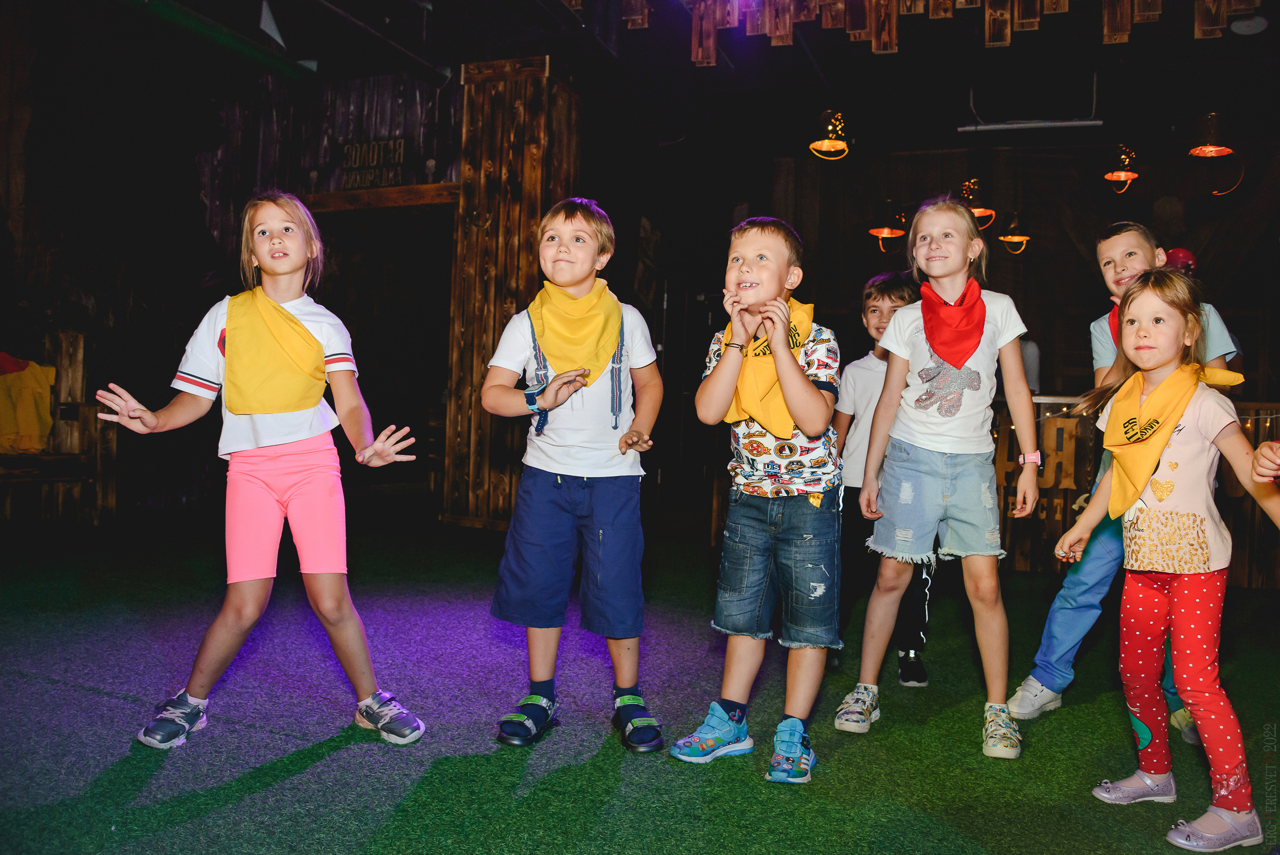 ТикТок вечеринка в Москве, детский фотограф Сергей Пересвет. Ваш фотограф на праздник в Москве, Раменском, Жуковском, Люберцах