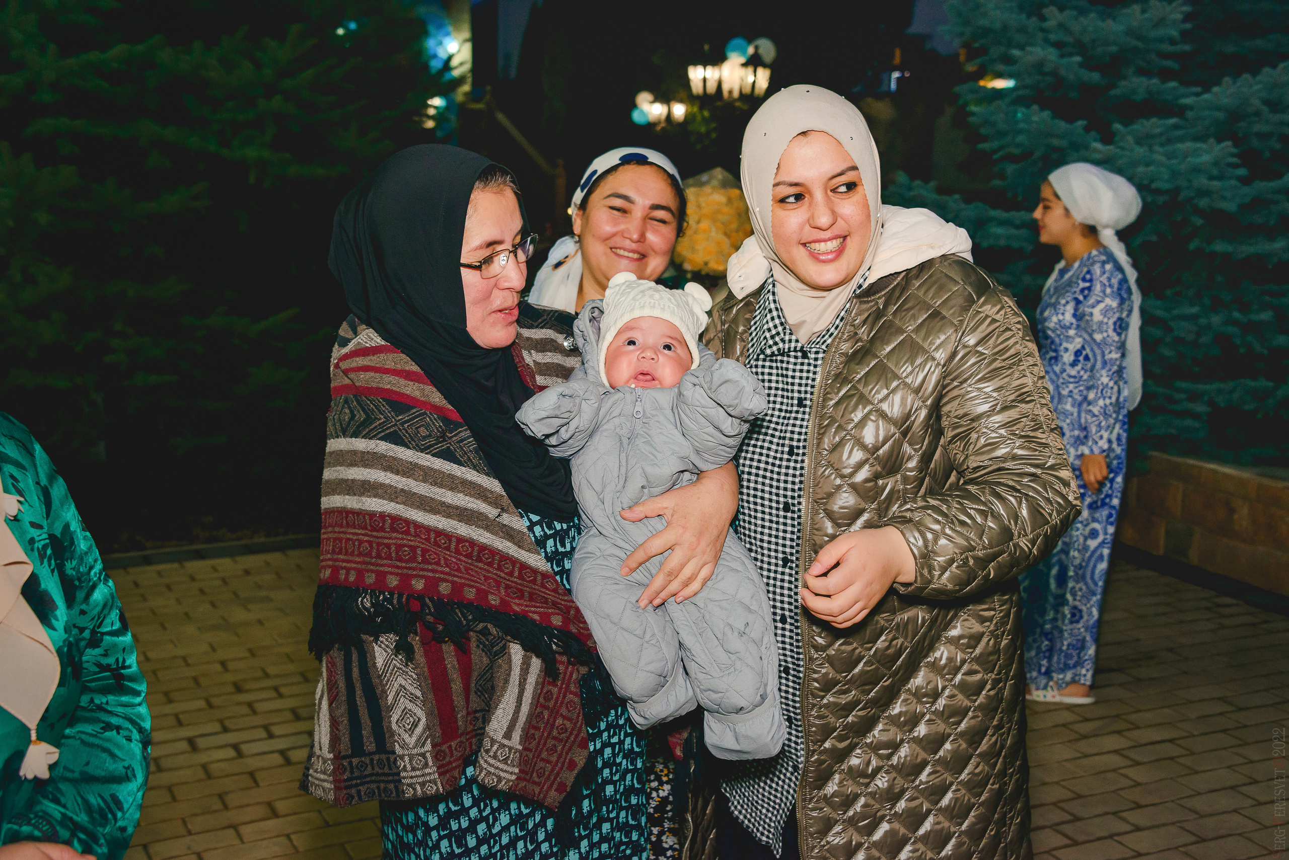 Ньюборн, имянаречение, выписка из роддома. Ваш фотограф на праздник в Москве, Раменском, Жуковском, Люберцах