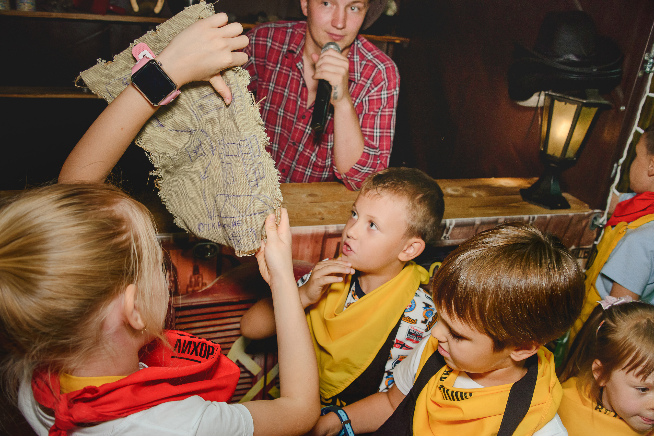 «Золотая лихорадка», квест-комната, Одинцово, фотограф Сергей Пересвет. Ваш фотограф на праздник в Москве, Раменском, Жуковском, Люберцах