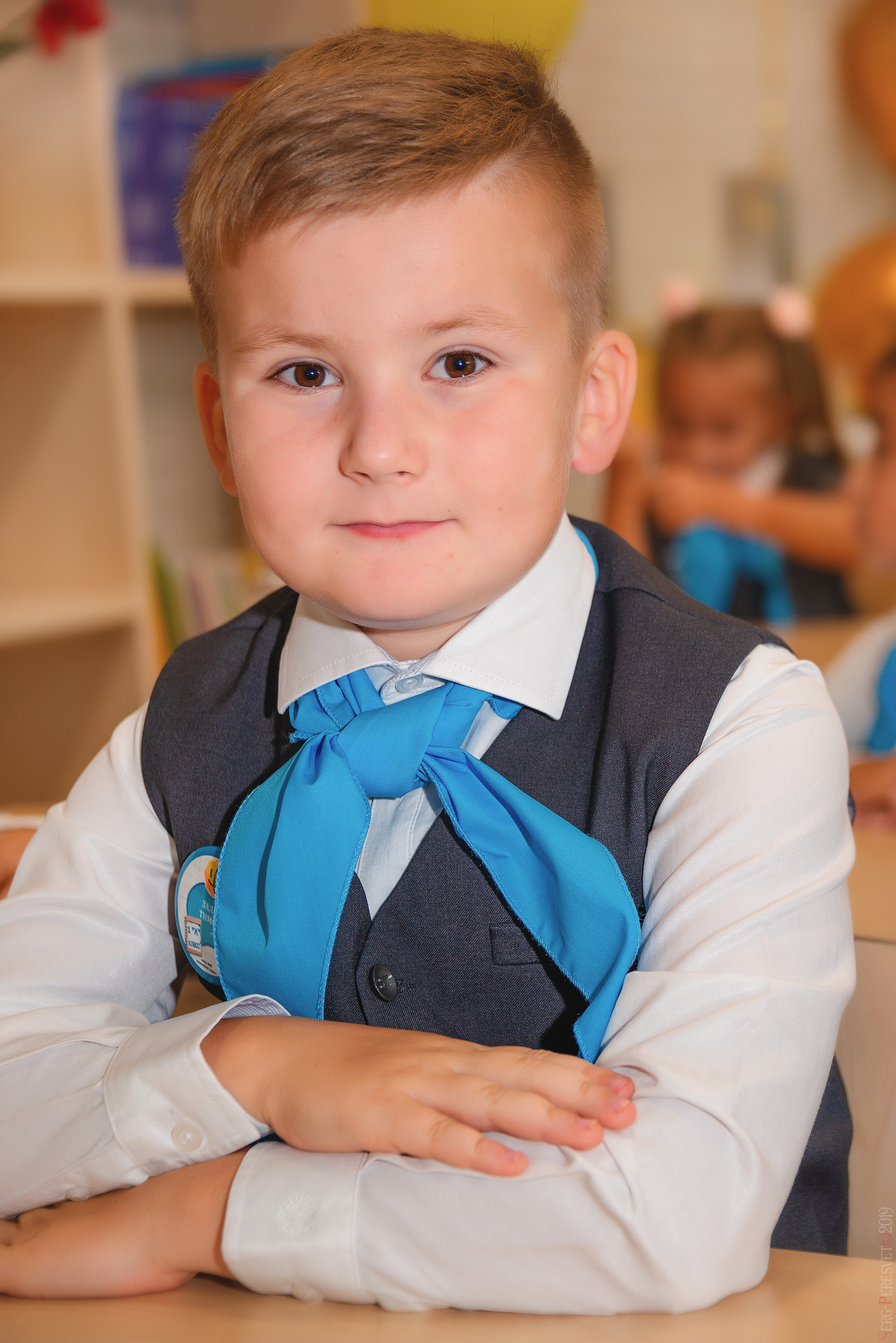 Фотосъемка на 1 сентября в школу, детский сад, фотограф Пересвет. Ваш фотограф на праздник в Москве, Раменском, Жуковском, Люберцах