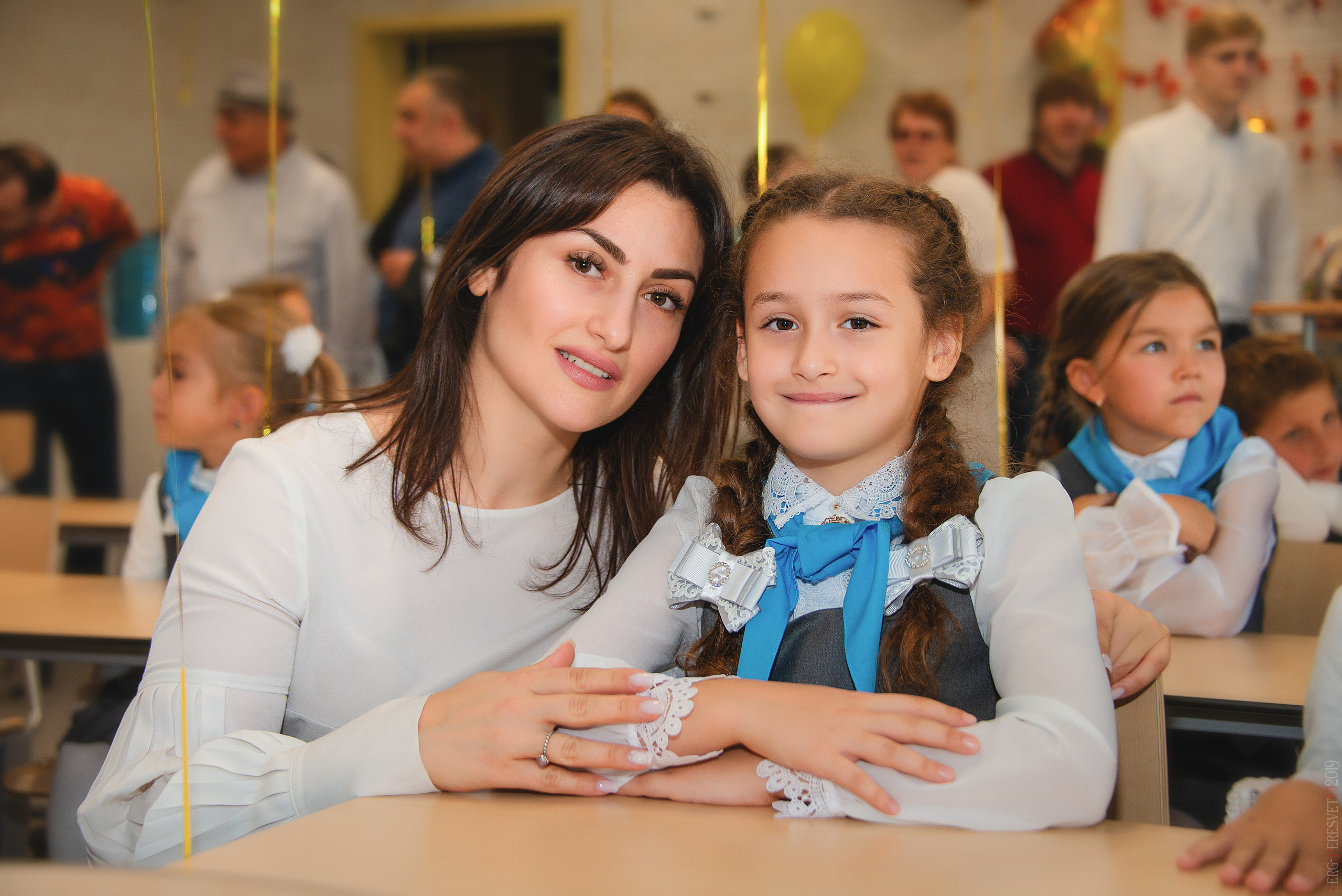 Фотосъемка на 1 сентября в школу, детский сад, фотограф Пересвет. Ваш фотограф на праздник в Москве, Раменском, Жуковском, Люберцах