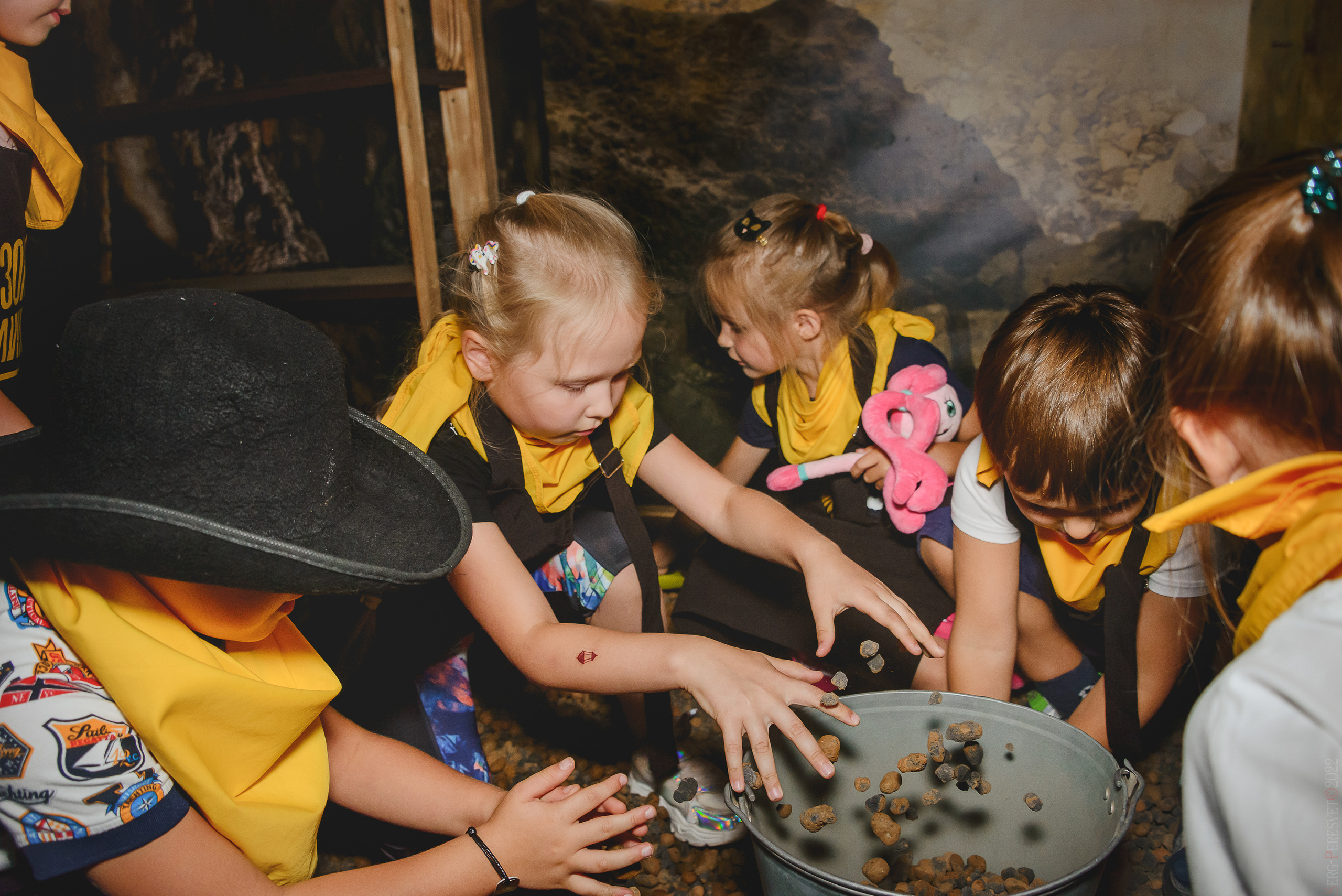«Золотая лихорадка», квест-комната, Одинцово, фотограф Сергей Пересвет. Ваш фотограф на праздник в Москве, Раменском, Жуковском, Люберцах