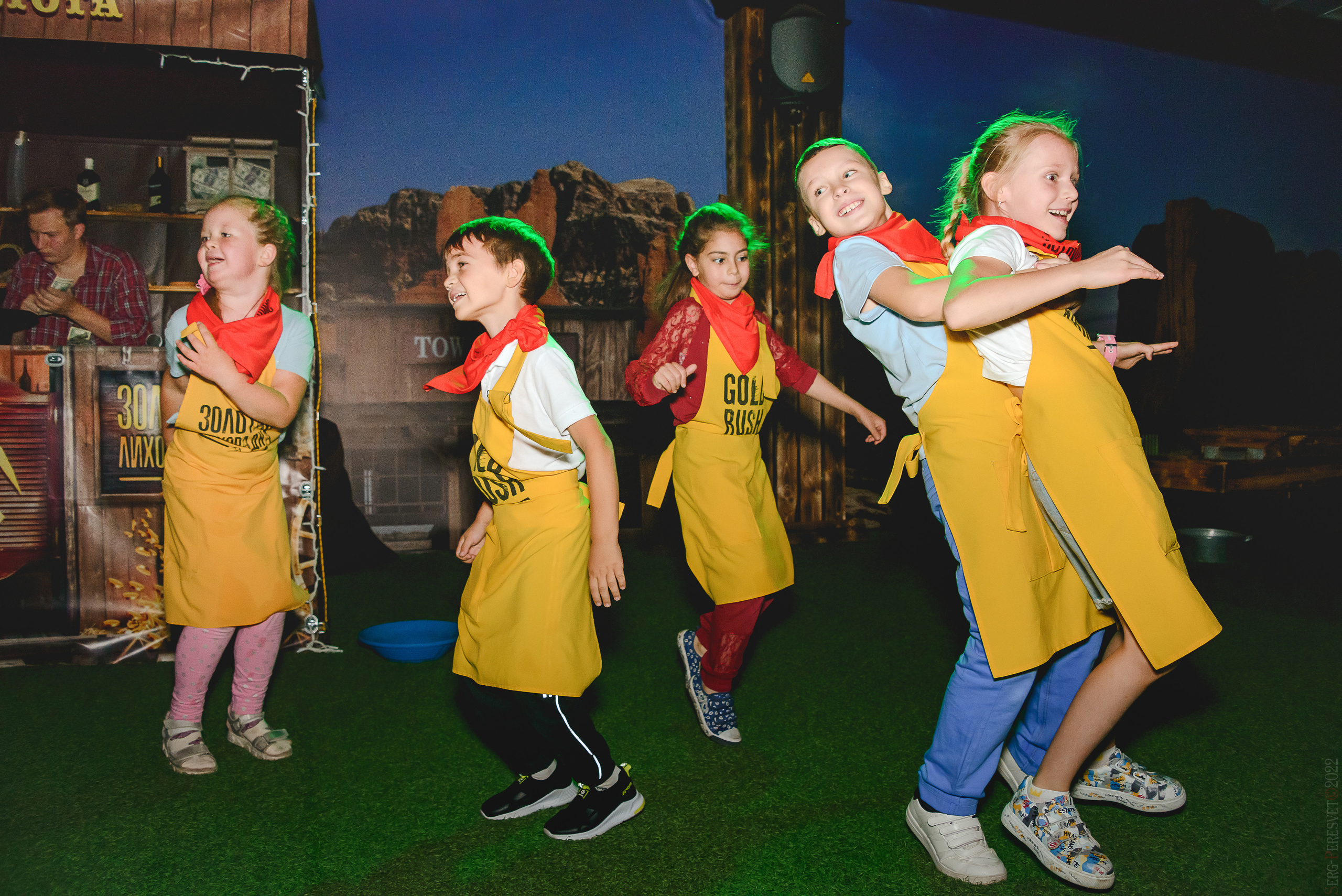 «Золотая лихорадка», квест-комната, Одинцово, фотограф Сергей Пересвет. Ваш фотограф на праздник в Москве, Раменском, Жуковском, Люберцах