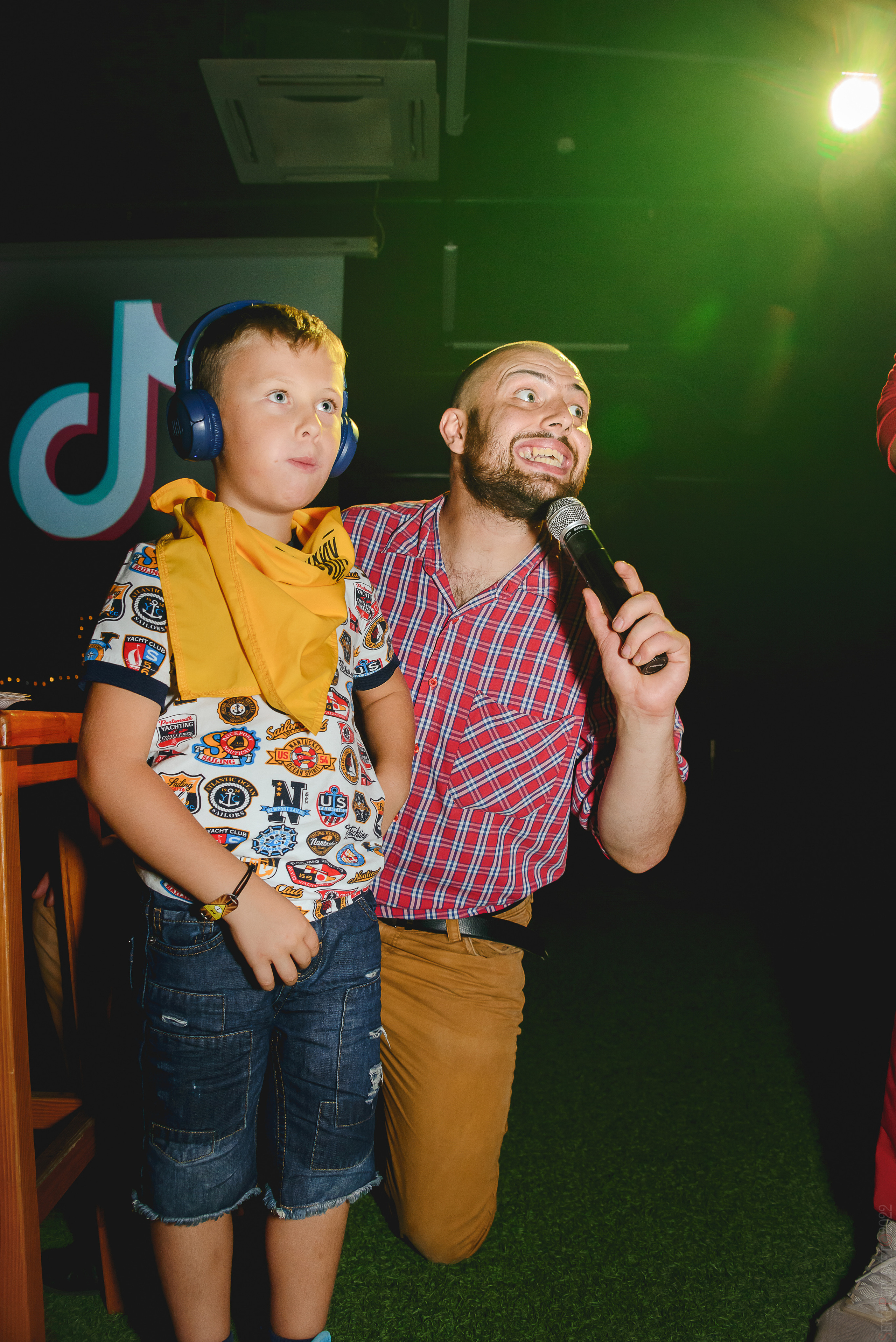 ТикТок вечеринка в Москве, детский фотограф Сергей Пересвет. Ваш фотограф на праздник в Москве, Раменском, Жуковском, Люберцах