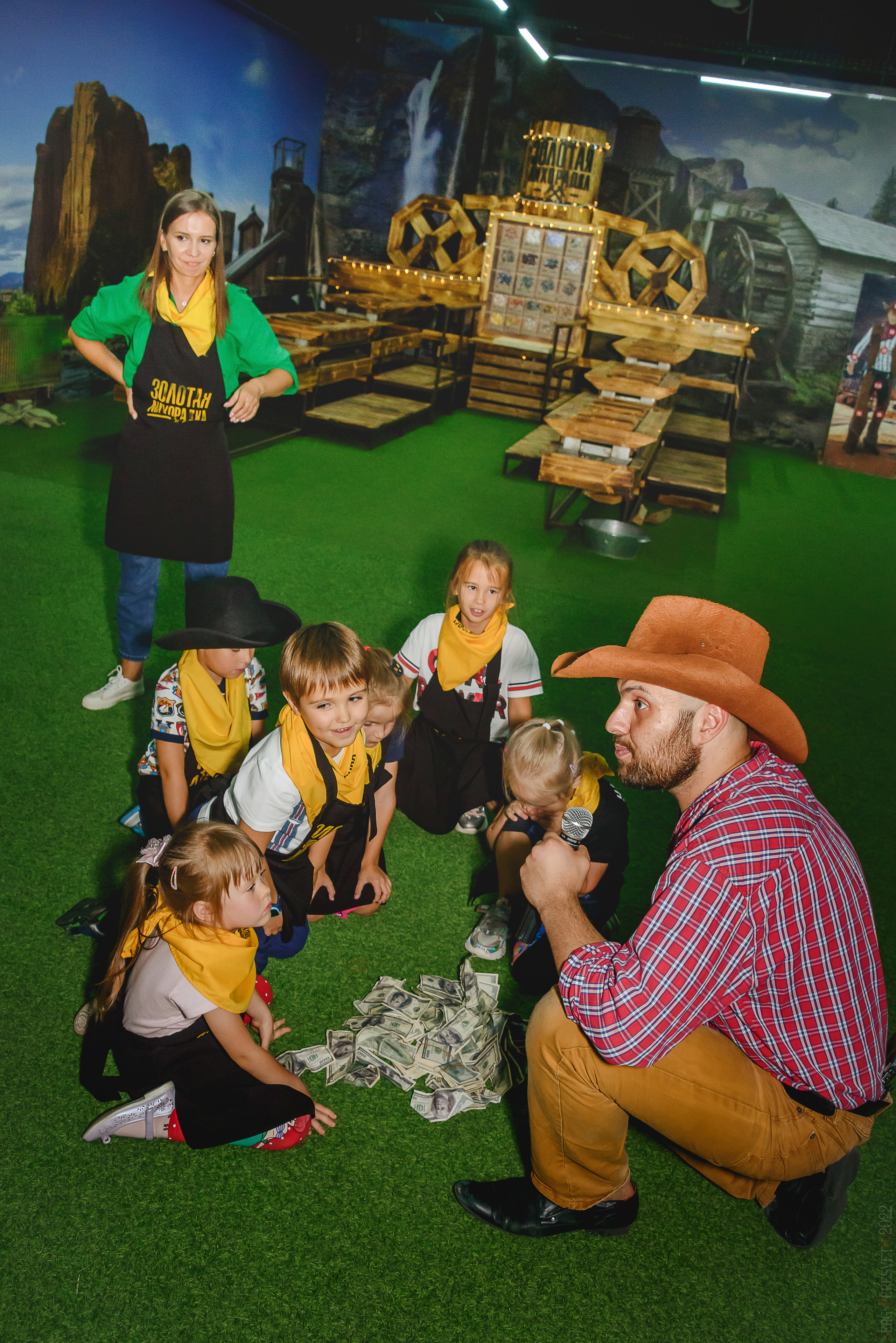 «Золотая лихорадка», квест-комната, Одинцово, фотограф Сергей Пересвет. Ваш фотограф на праздник в Москве, Раменском, Жуковском, Люберцах