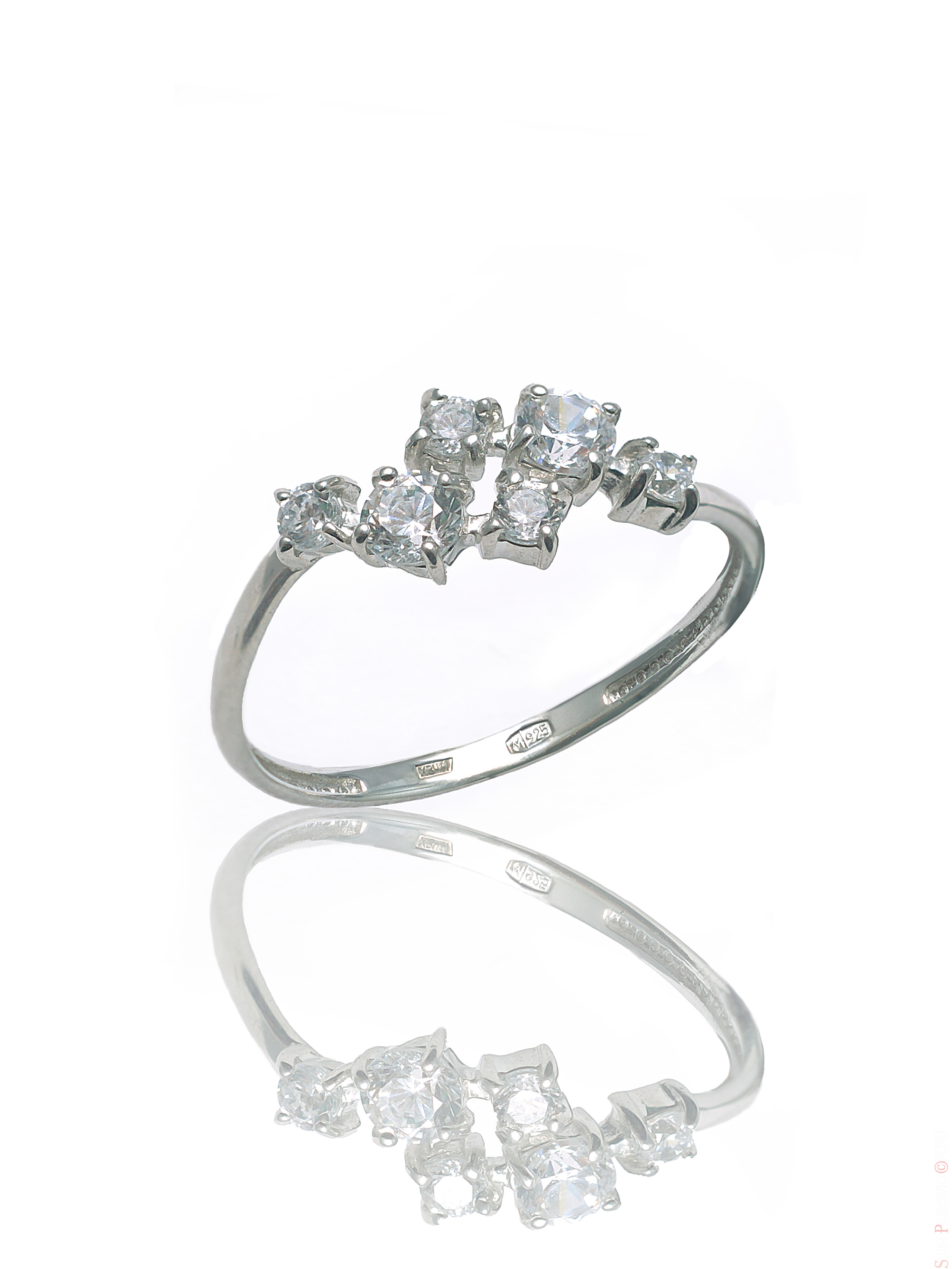 Каталожная макросъемка в Москве – аксессуары, украшения, косметика. Ваш фотограф на праздник в Москве, Раменском, Жуковском, Люберцах