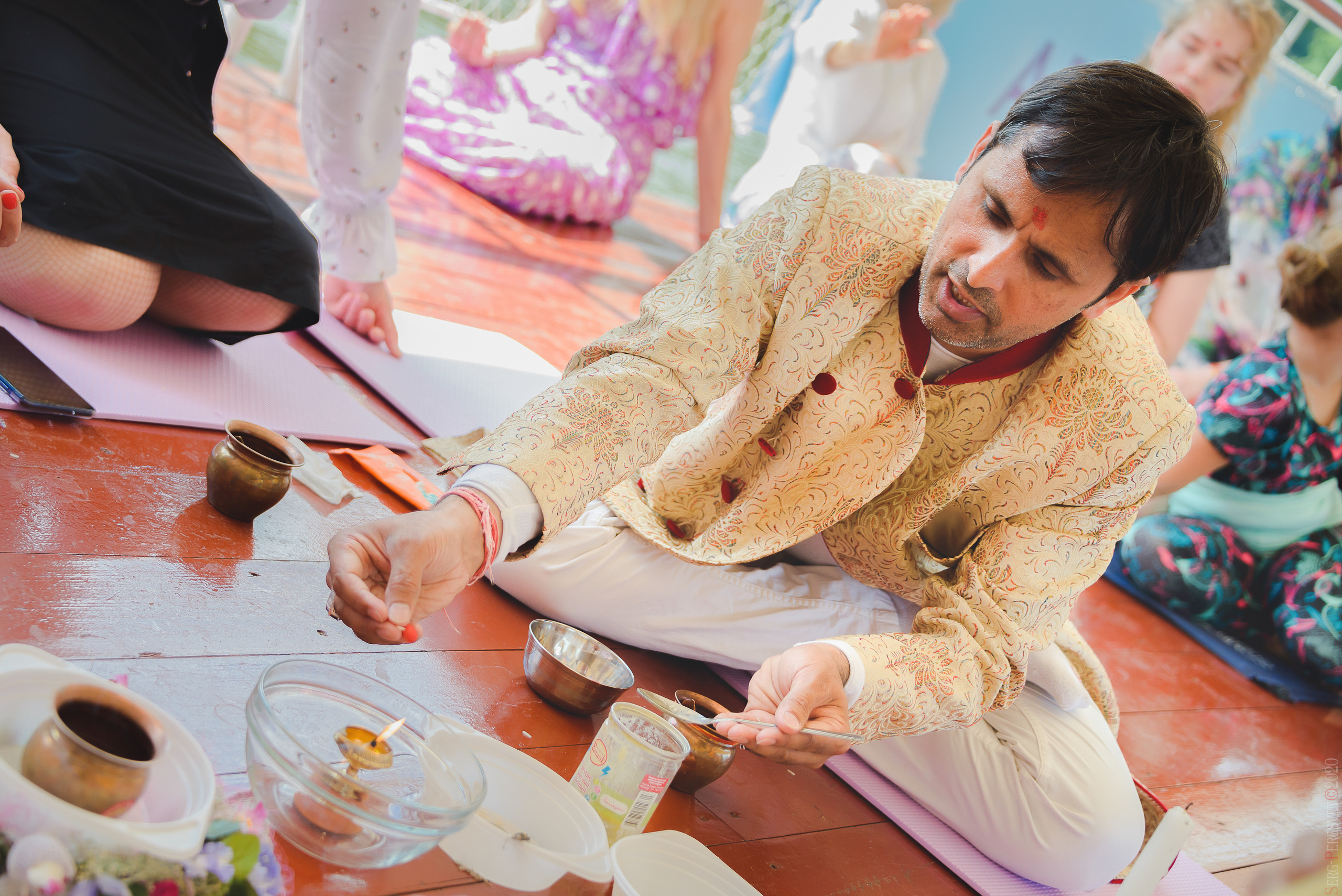 Международный день йоги на Москве-реке. ABS yoga. Ваш фотограф на праздник в Москве, Раменском, Жуковском, Люберцах