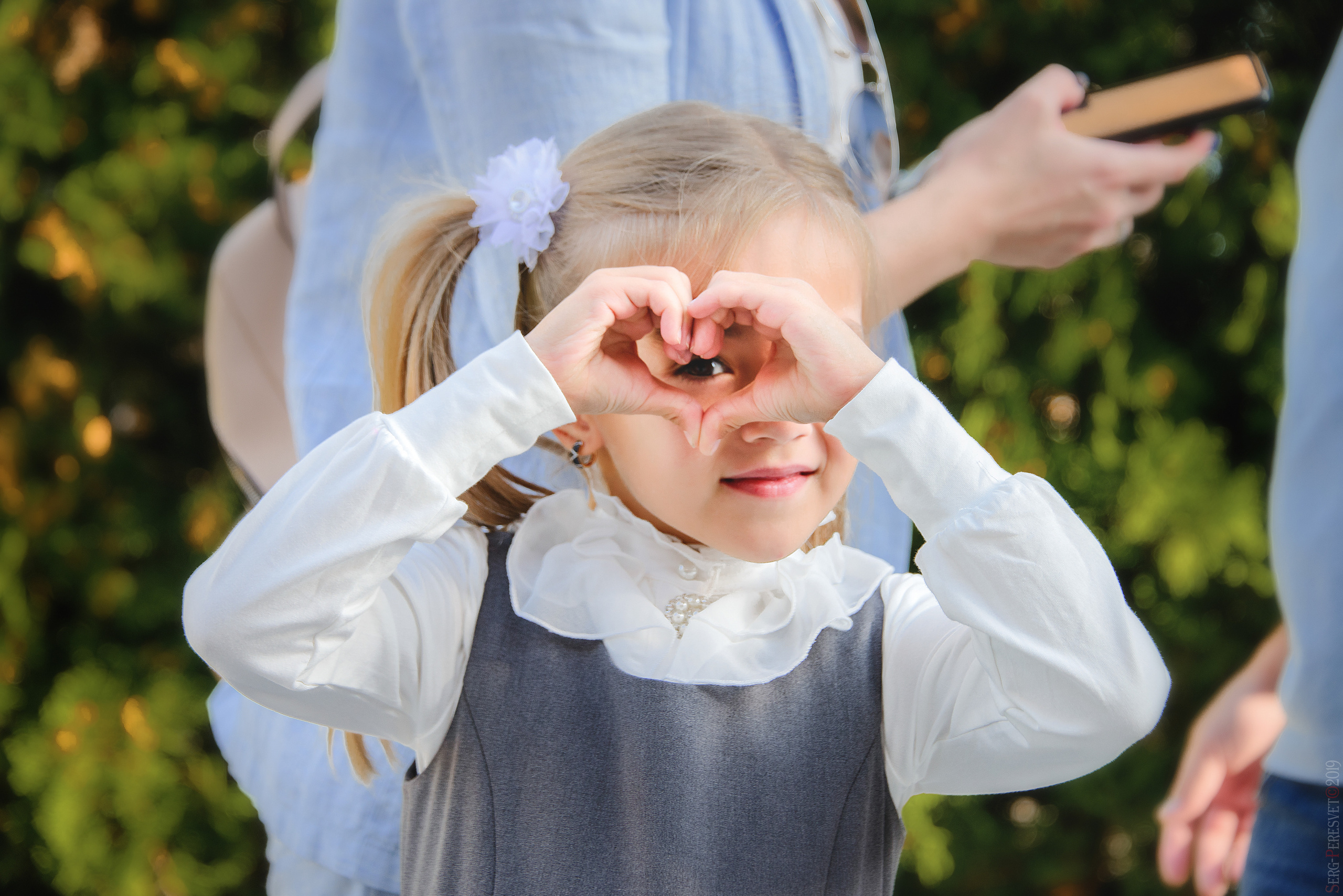 Фотосъемка на 1 сентября в школу, детский сад, фотограф Пересвет. Ваш фотограф на праздник в Москве, Раменском, Жуковском, Люберцах