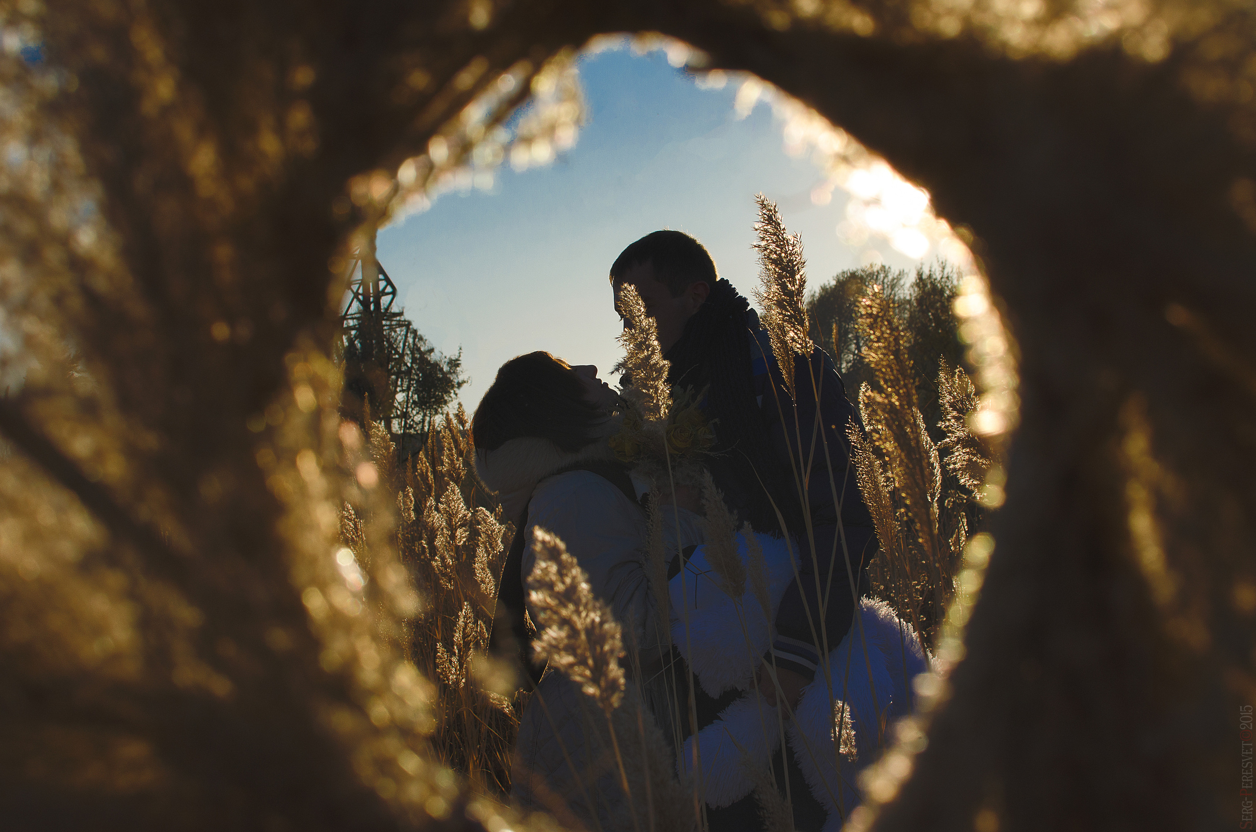 Фотосессия лав стори (love story) в Москве - Сергей Пересвет. Ваш фотограф на праздник в Москве, Раменском, Жуковском, Люберцах