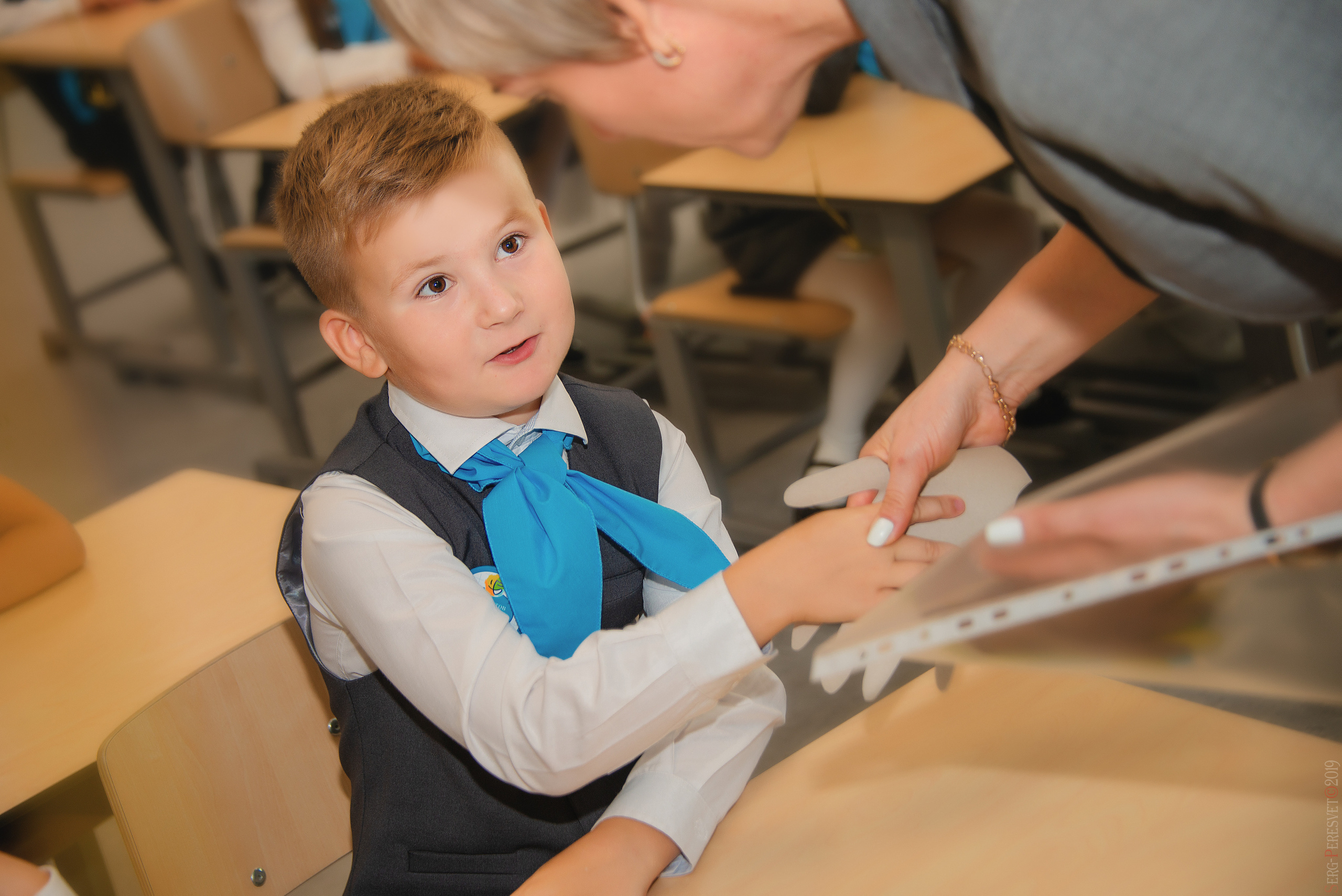 Фотосъемка на 1 сентября в школу, детский сад, фотограф Пересвет. Ваш фотограф на праздник в Москве, Раменском, Жуковском, Люберцах