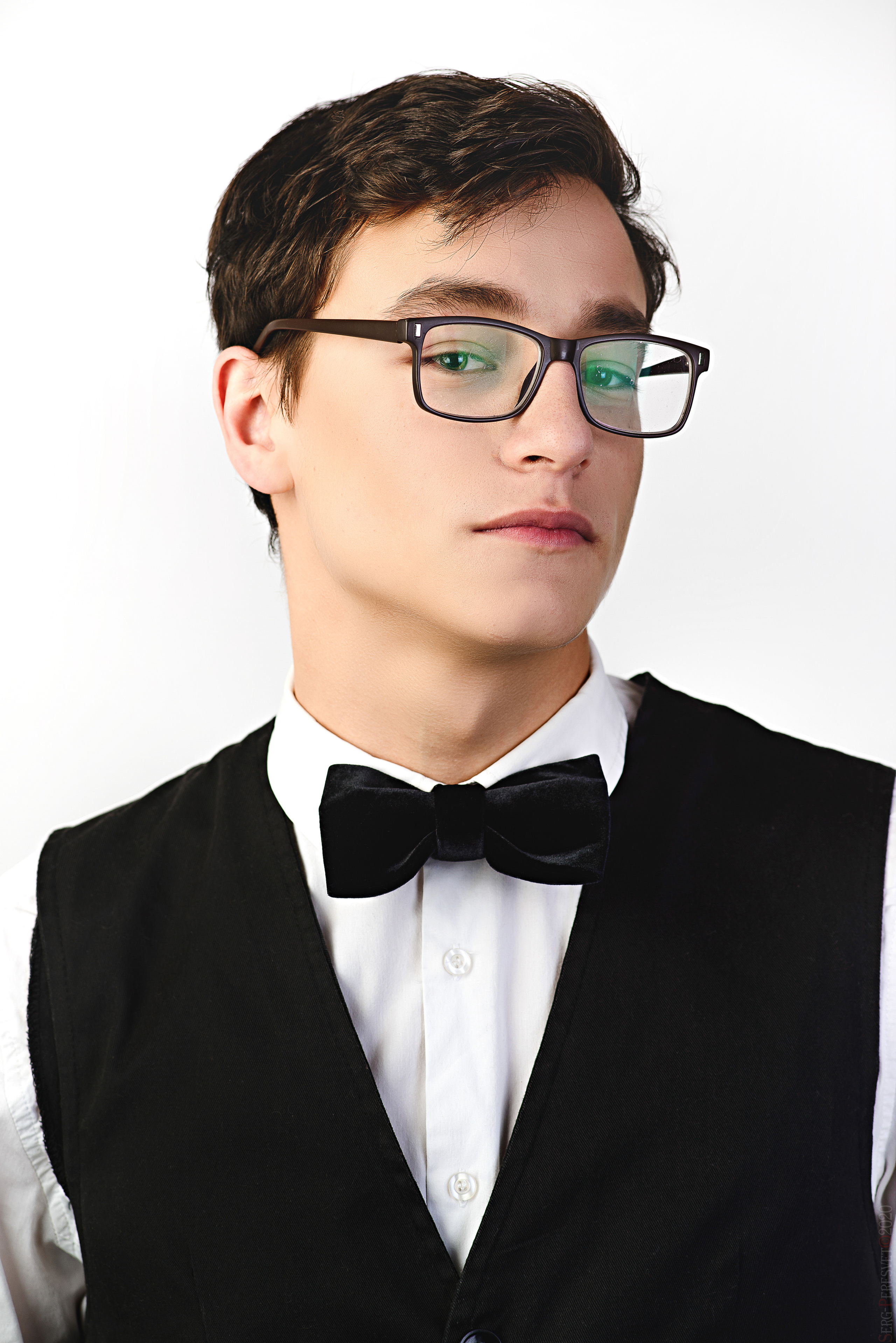 Модельные тесты, снэпшоты на кастинг, актерское портфолио в Москве. Ваш фотограф на праздник в Москве, Раменском, Жуковском, Люберцах