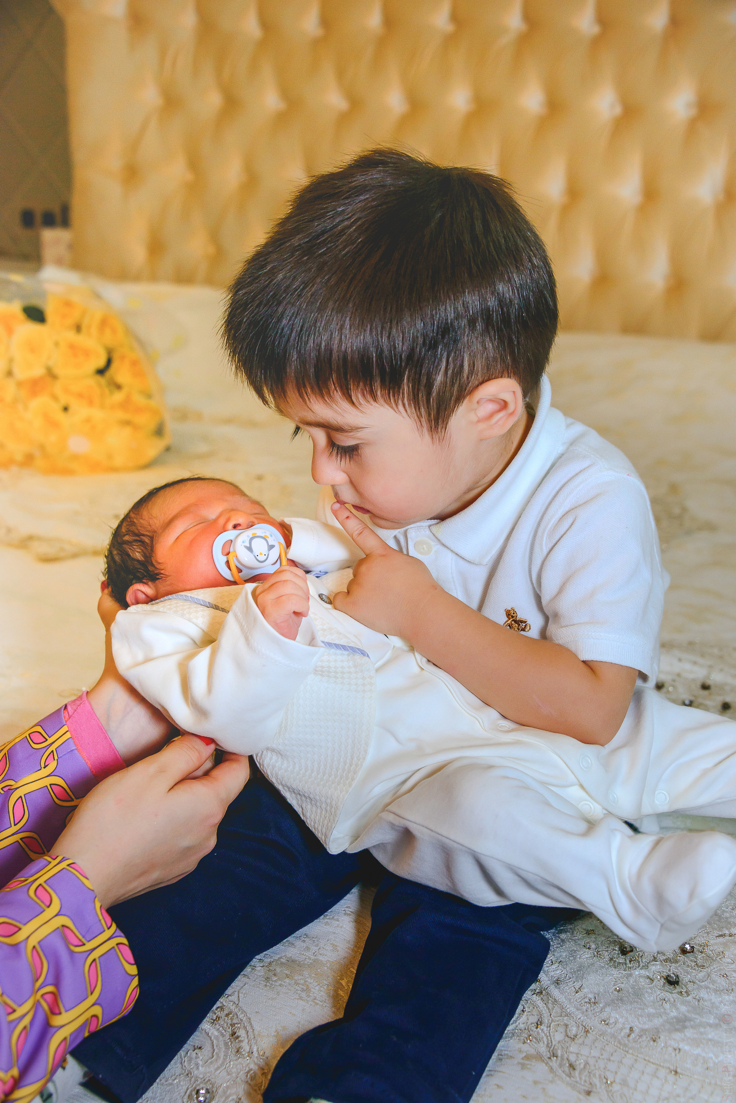 Ньюборн, имянаречение, выписка из роддома. Ваш фотограф на праздник в Москве, Раменском, Жуковском, Люберцах