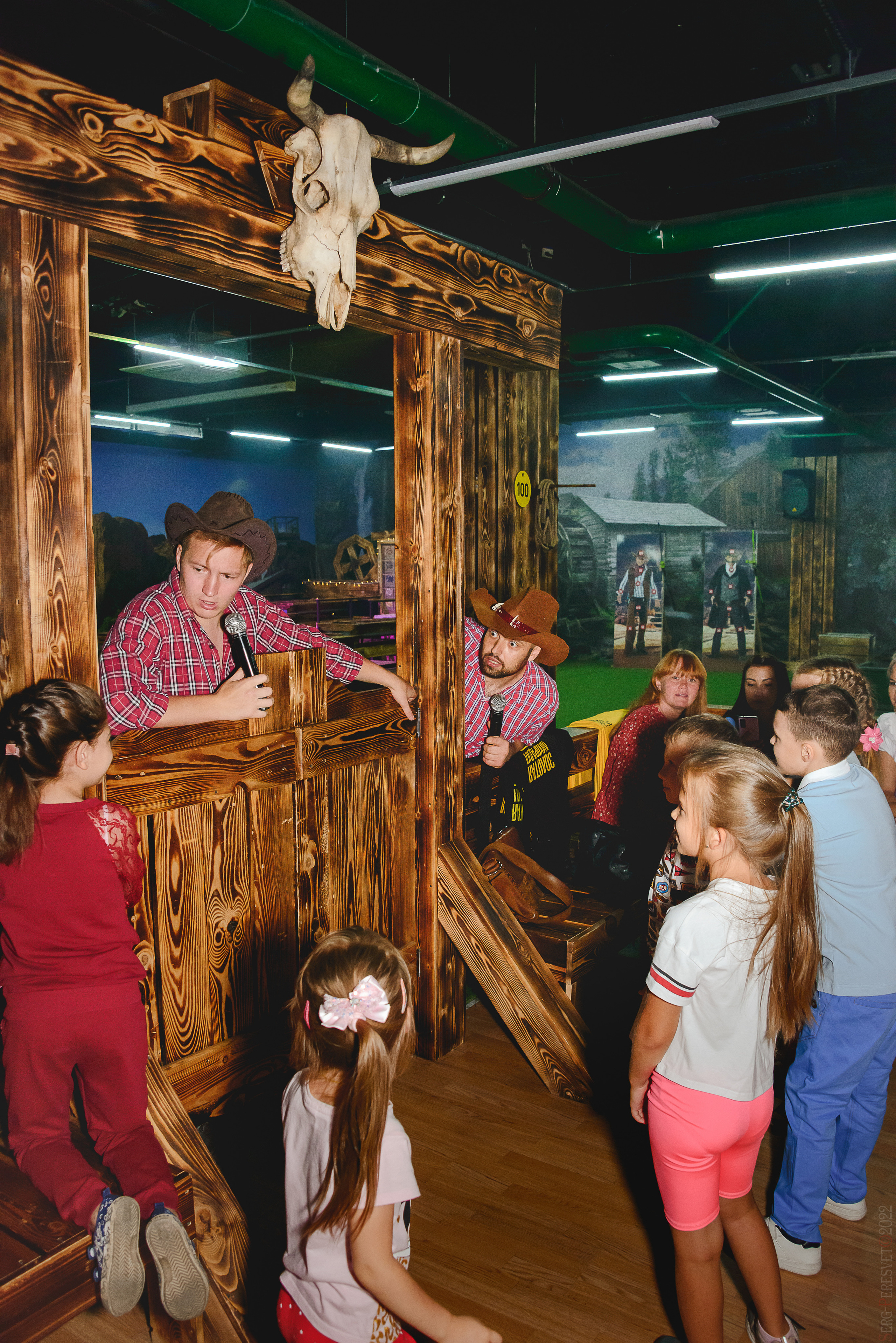 «Золотая лихорадка», квест-комната, Одинцово, фотограф Сергей Пересвет. Ваш фотограф на праздник в Москве, Раменском, Жуковском, Люберцах