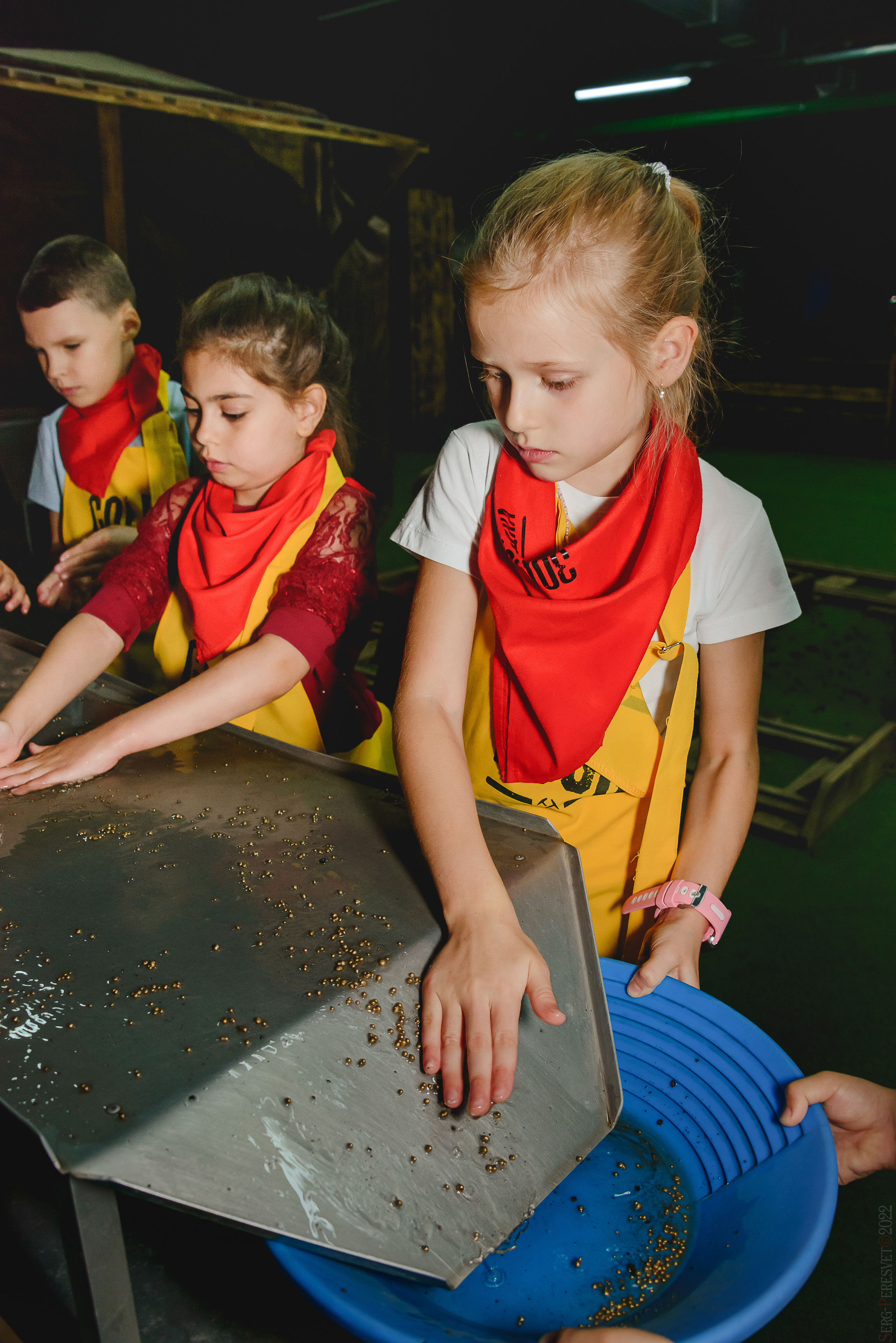 «Золотая лихорадка», квест-комната, Одинцово, фотограф Сергей Пересвет. Ваш фотограф на праздник в Москве, Раменском, Жуковском, Люберцах