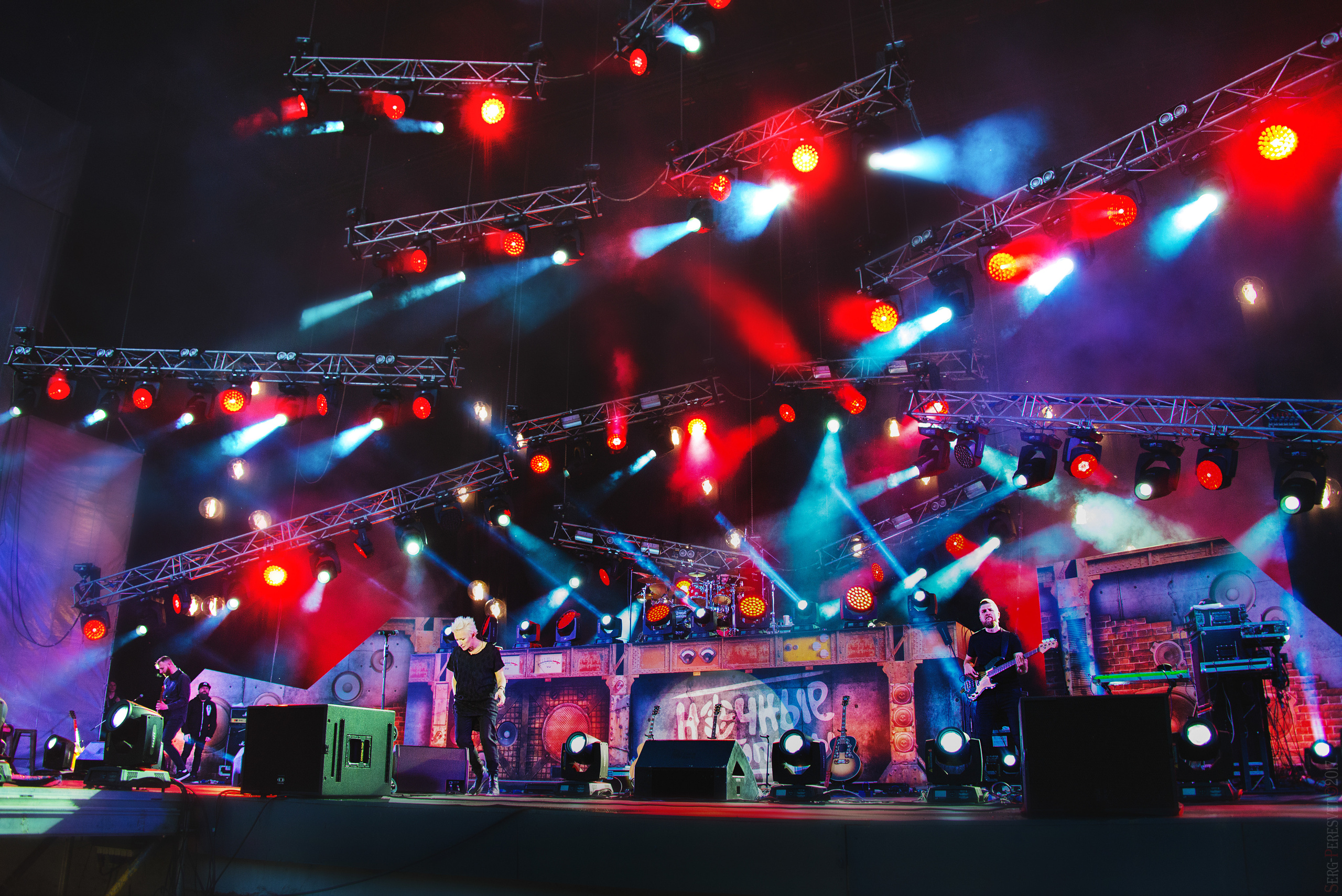 Репортажная съемка на концерт, для музыкантов, фотограф Пересвет. Ваш фотограф на праздник в Москве, Раменском, Жуковском, Люберцах