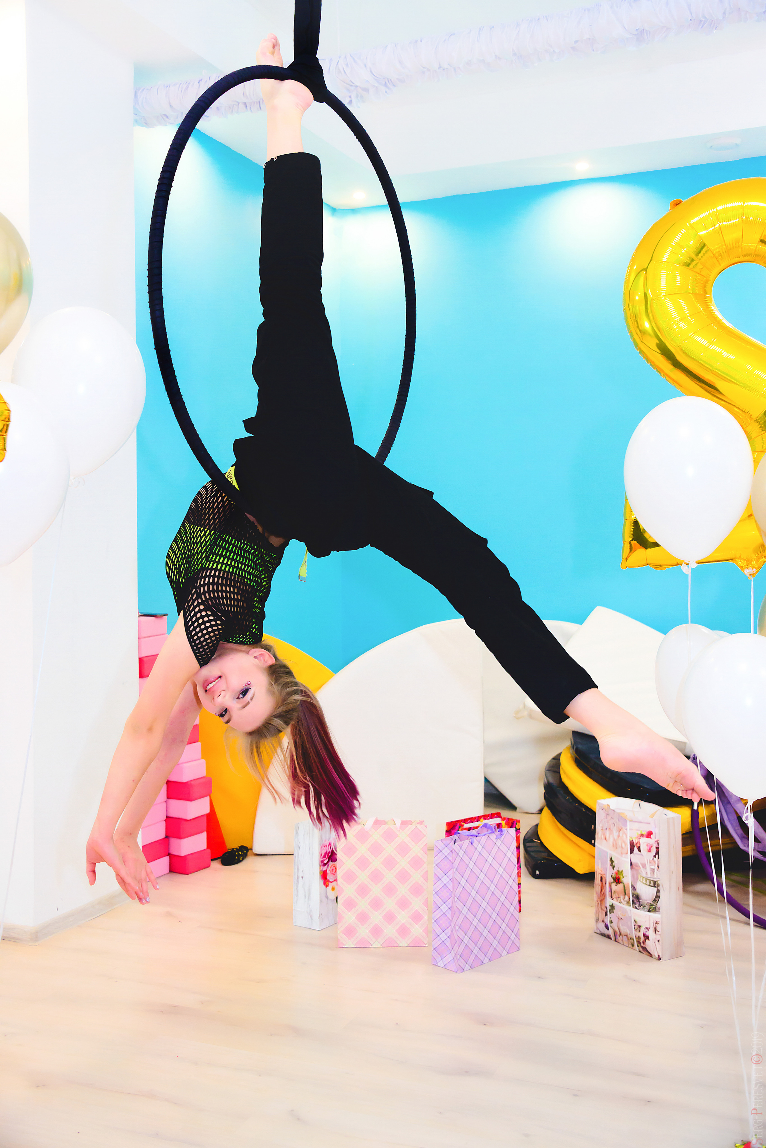 День рождения, воздушный эквилибр в Москве, детский фотограф Пересвет. Ваш фотограф на праздник в Москве, Раменском, Жуковском, Люберцах