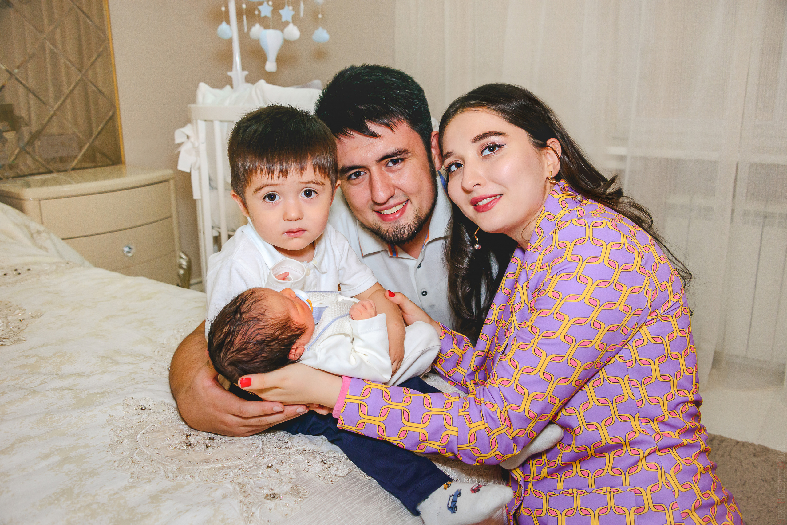 Ньюборн, имянаречение, выписка из роддома. Ваш фотограф на праздник в Москве, Раменском, Жуковском, Люберцах